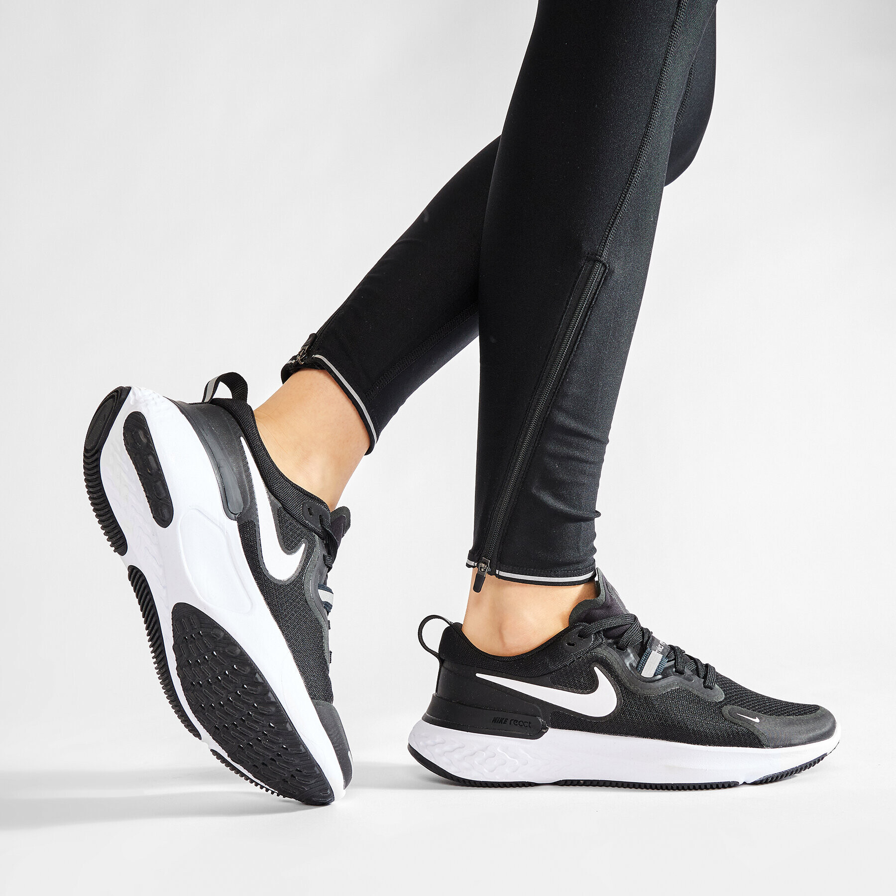 Nike Обувки React Miler CW1778 003 Черен - Pepit.bg