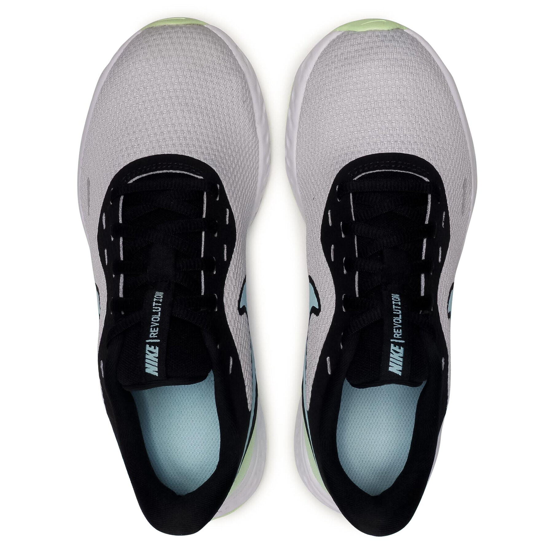 Nike Обувки Revolution 5 BQ3207 009 Бял - Pepit.bg