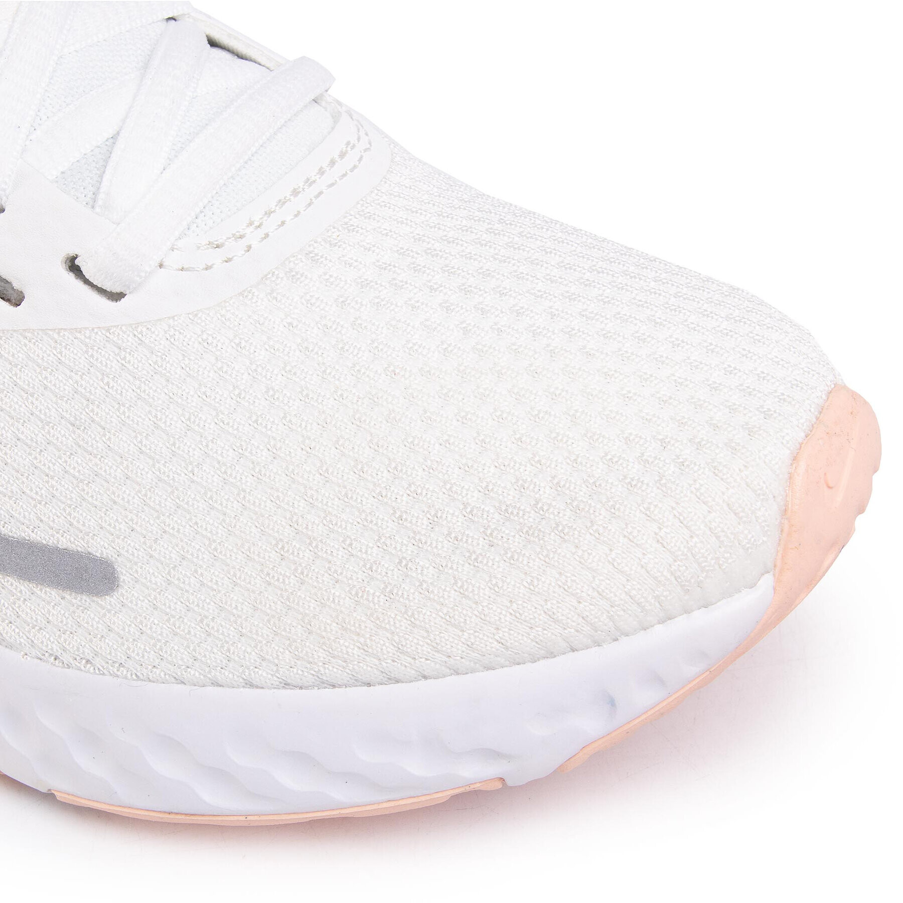 Nike Обувки Revolution 5 BQ3207 103 Бял - Pepit.bg