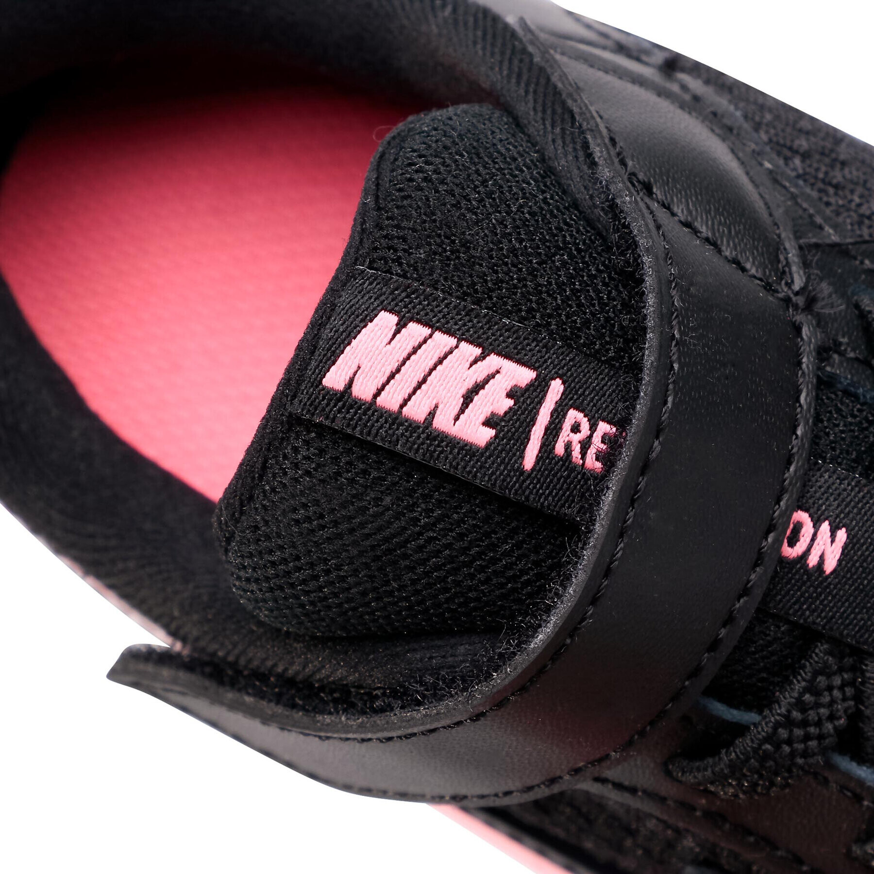 Nike Обувки Revolution 5 (Psv) BQ5672 002 Черен - Pepit.bg