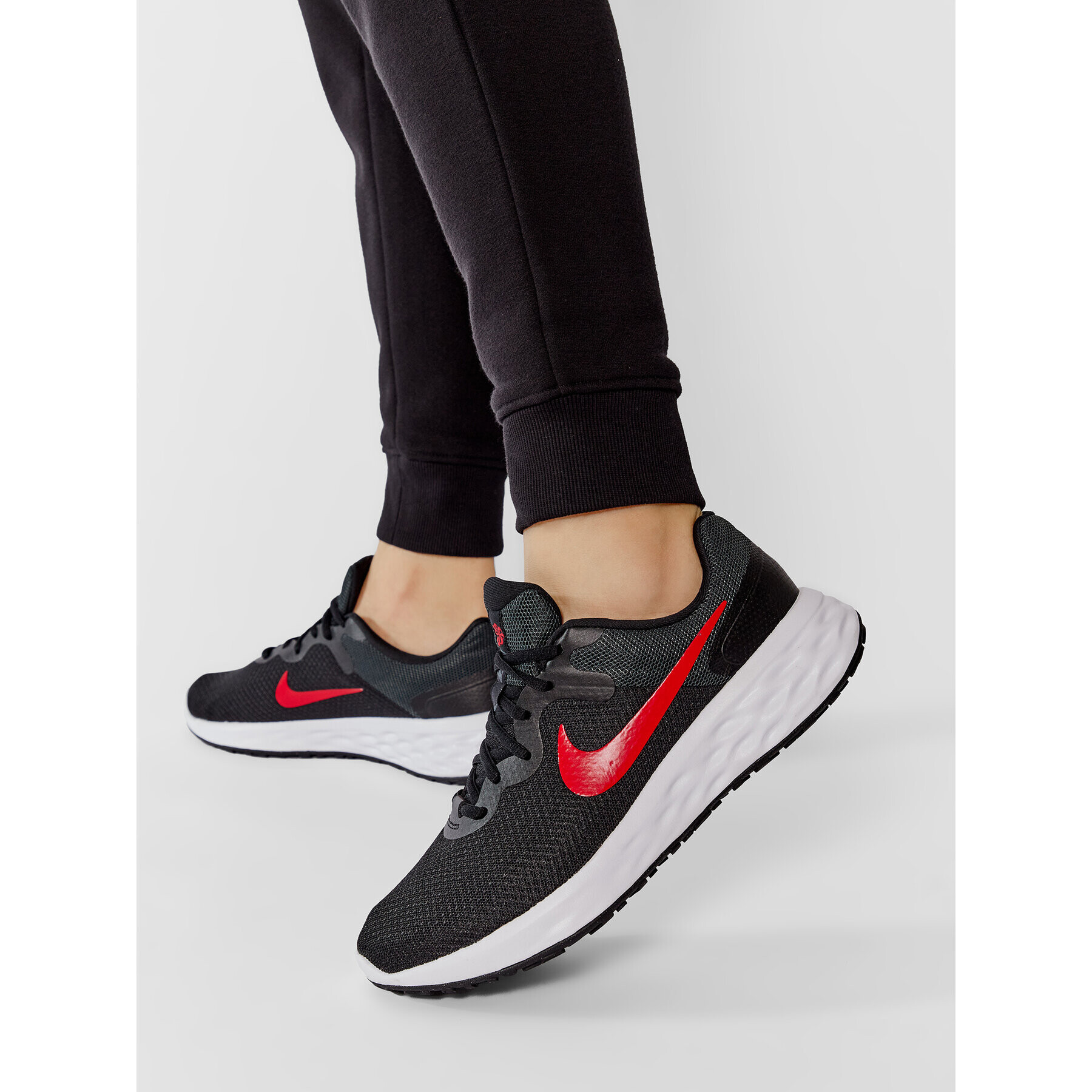 Nike Обувки Revolution 6 Nn DC3728 005 Черен - Pepit.bg