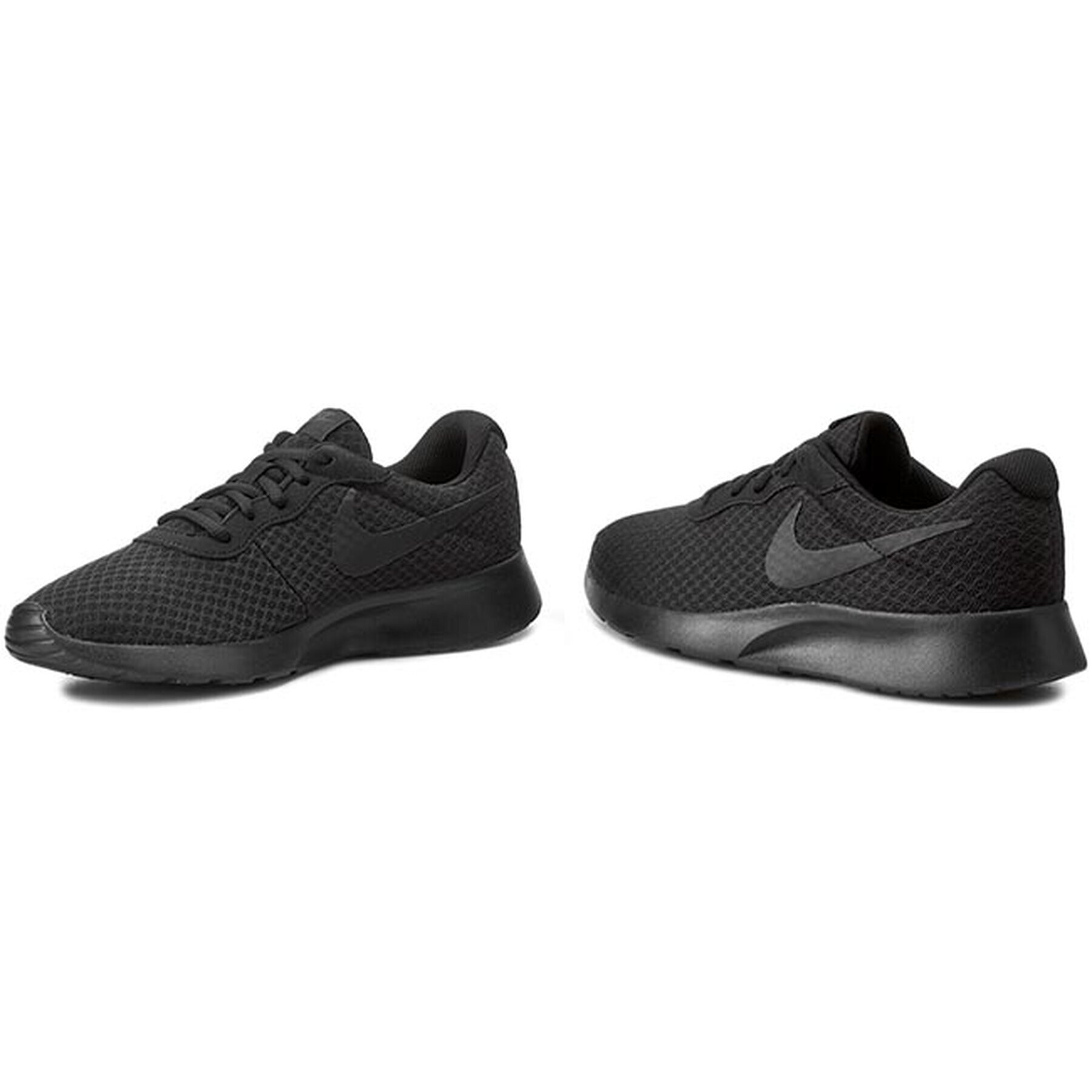 Nike Обувки Tanjun 812654 001 Черен - Pepit.bg