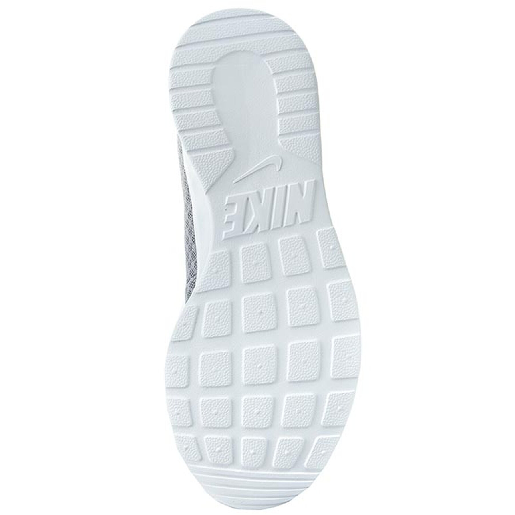 Nike Обувки Tanjun 812655 010 Сив - Pepit.bg