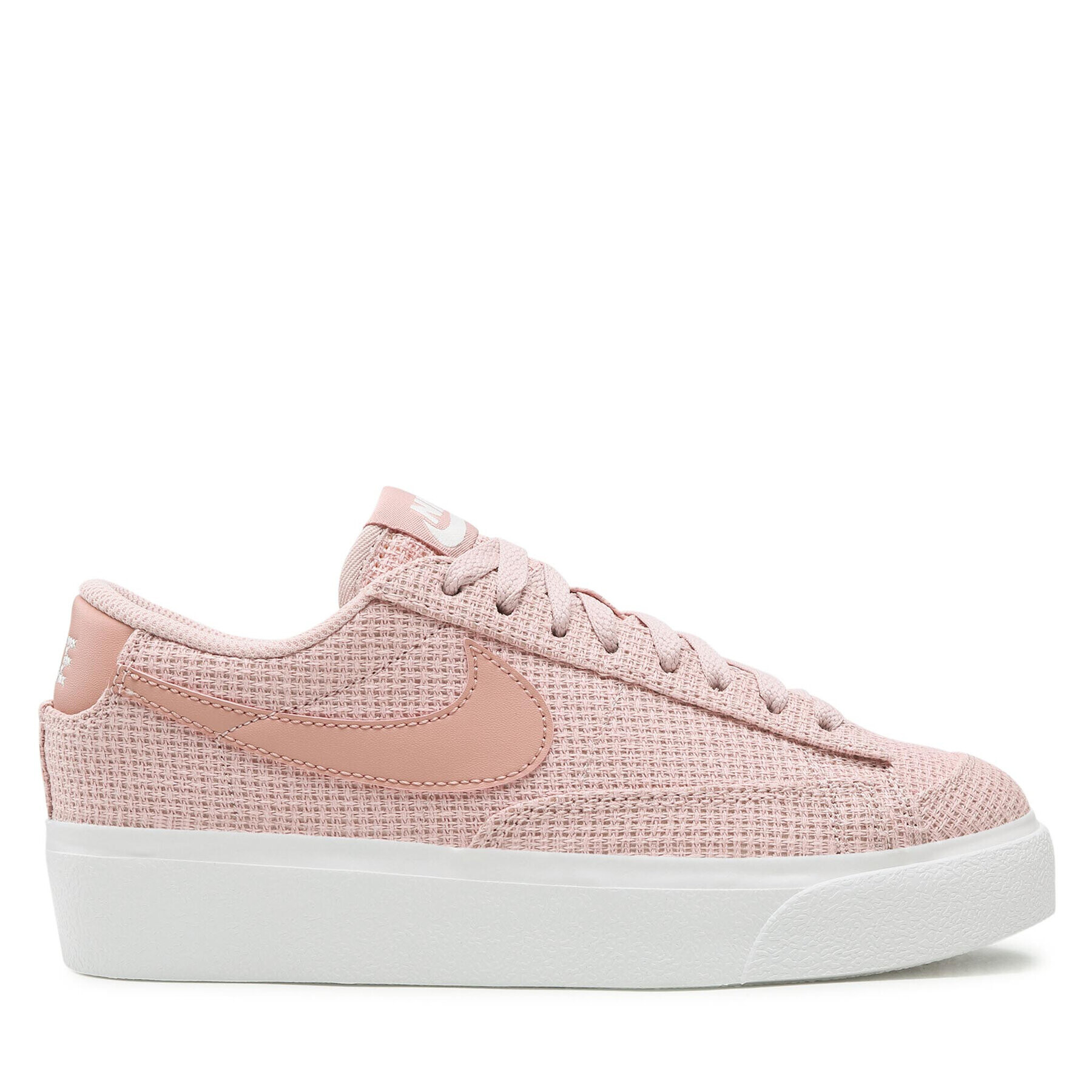 Nike Обувки W Blazer Low Patform Ess DN0744 600 Розов - Pepit.bg