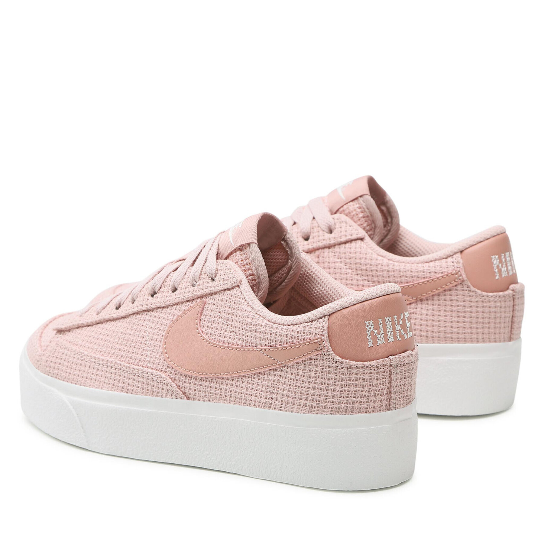 Nike Обувки W Blazer Low Patform Ess DN0744 600 Розов - Pepit.bg