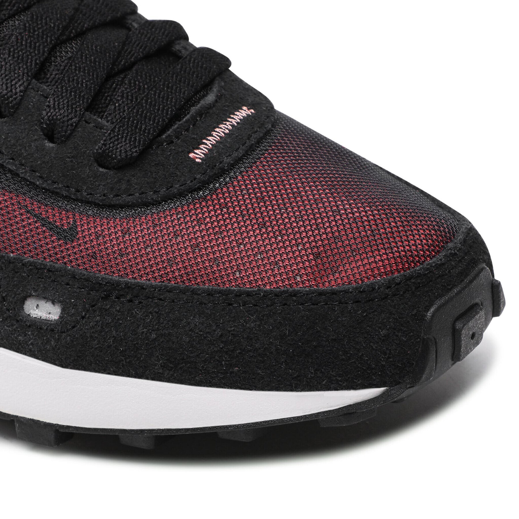 Nike Обувки Waffle One DC2533-002 Черен - Pepit.bg
