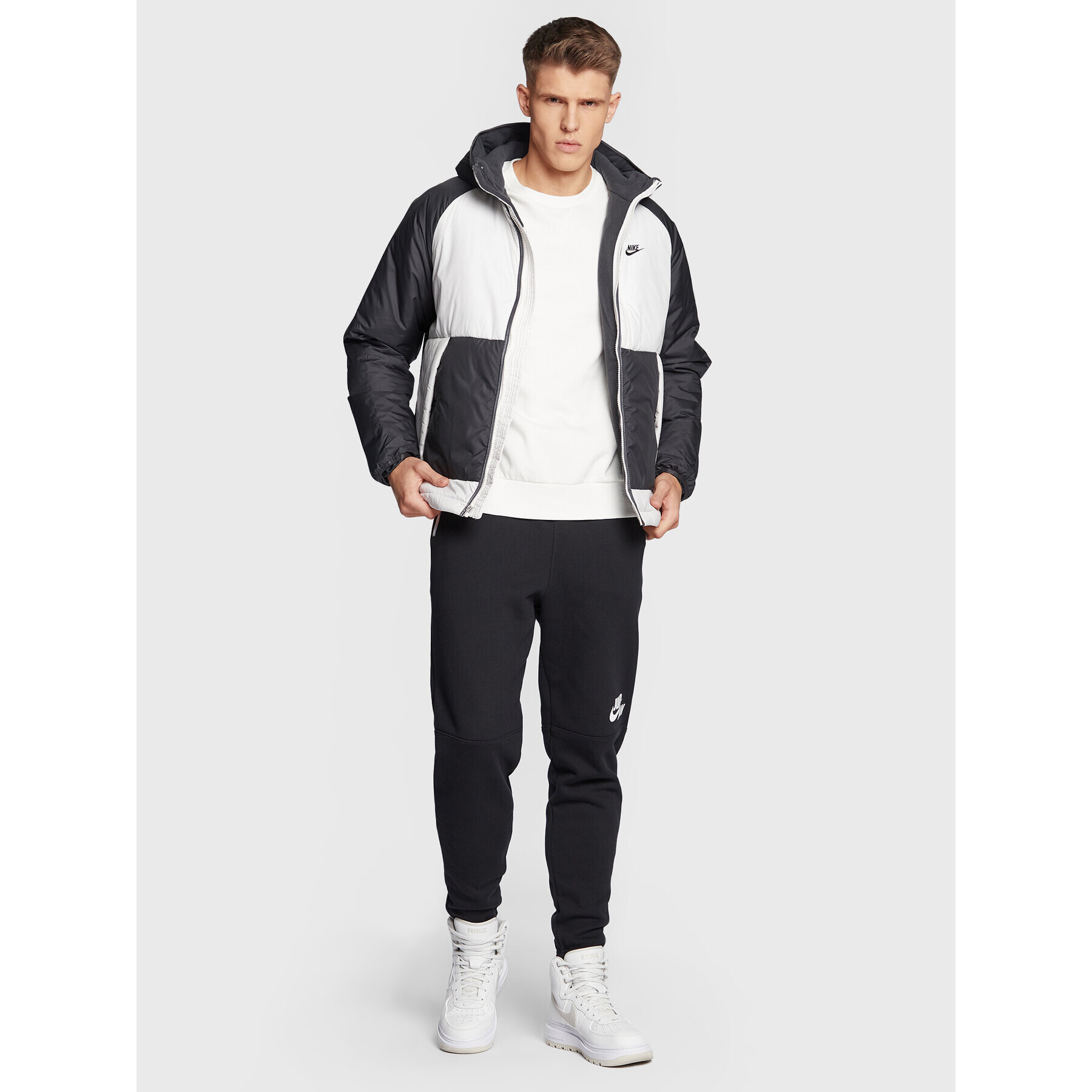 Nike Пухено яке Legacy DD6857 Черен Regular Fit - Pepit.bg