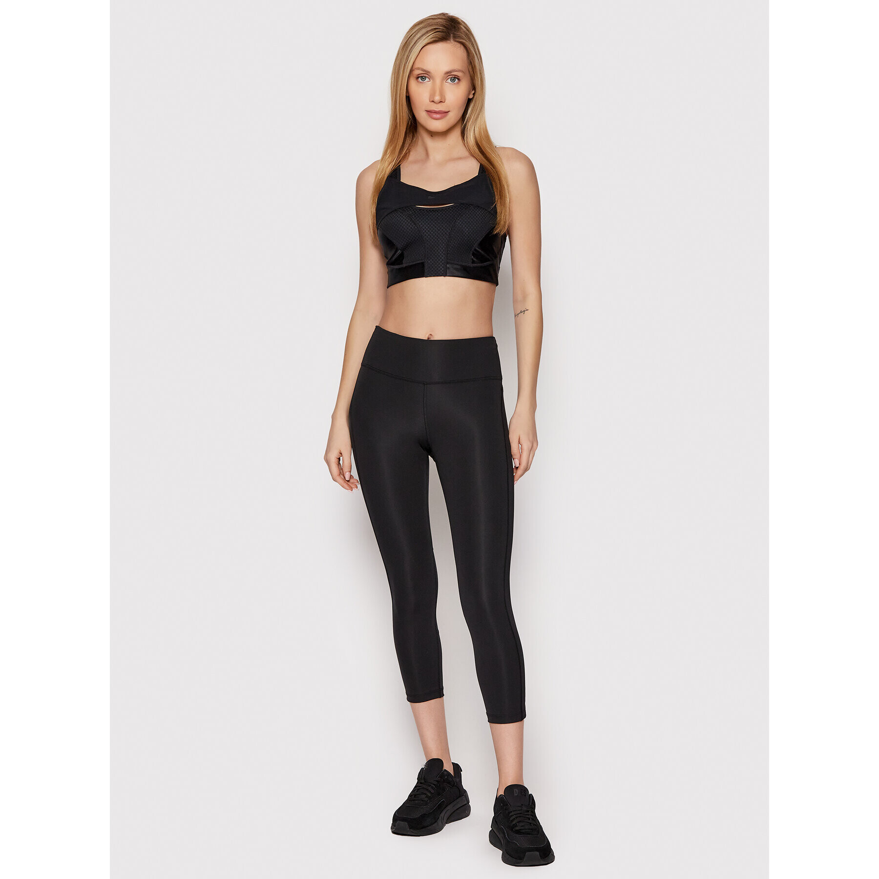 Nike Спортен сутиен Dri-Fit Adv Alpha CZ4451 Черен - Pepit.bg