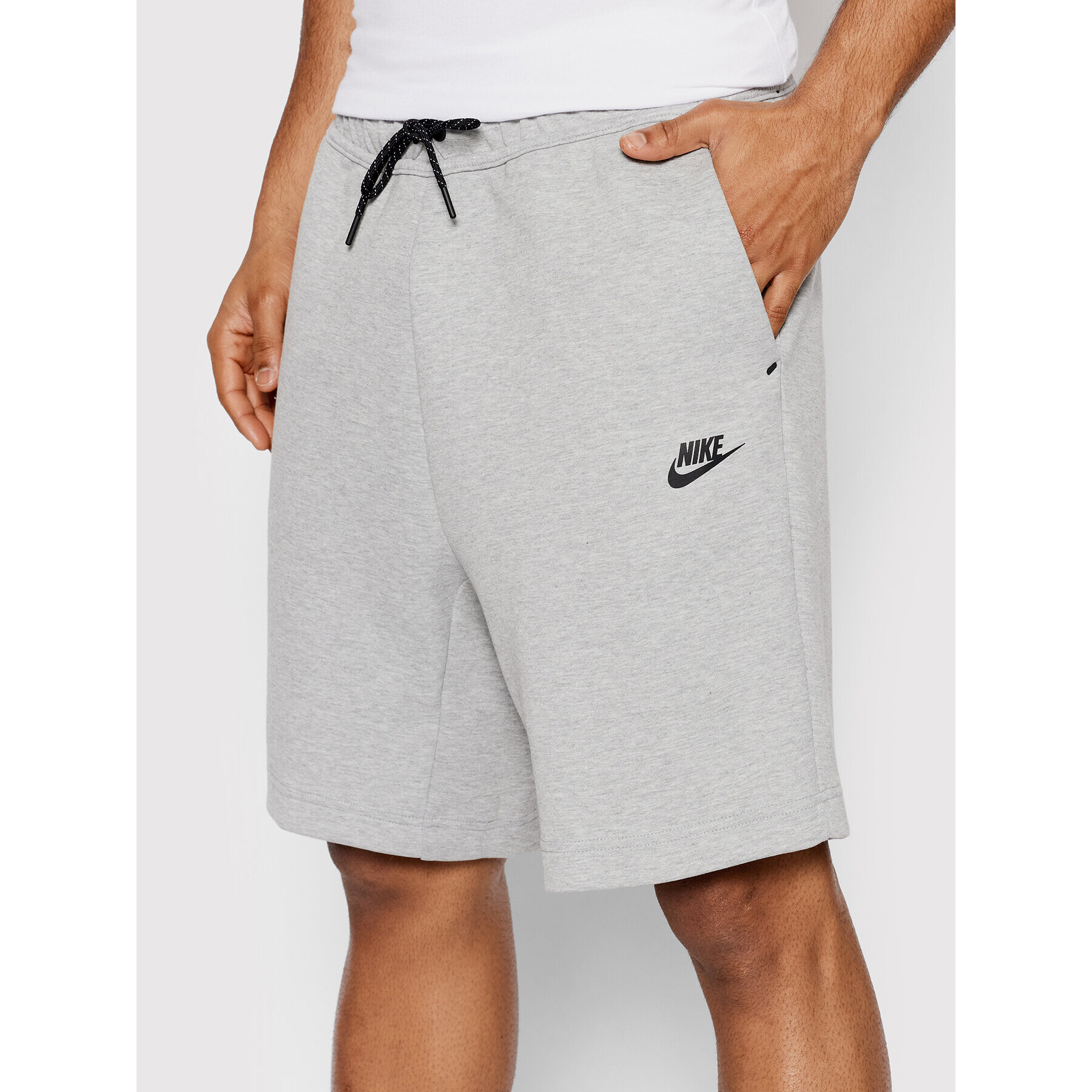 Nike Спортни шорти Sportswear Tech CU4503 Сив Standard Fit - Pepit.bg