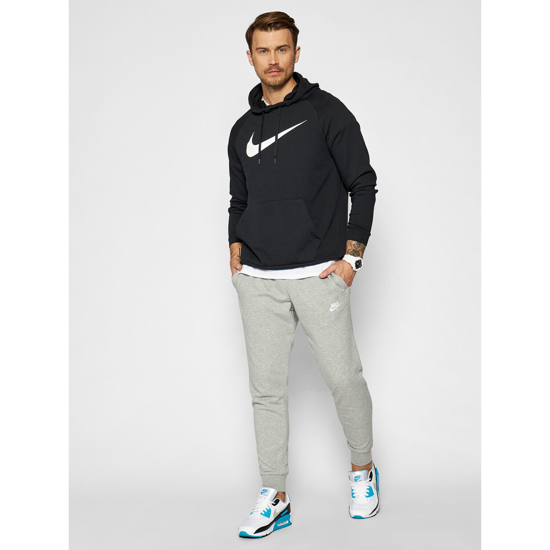 Nike Суитшърт Dri-Fit Swoosh CZ2425 Черен Standard Fit - Pepit.bg