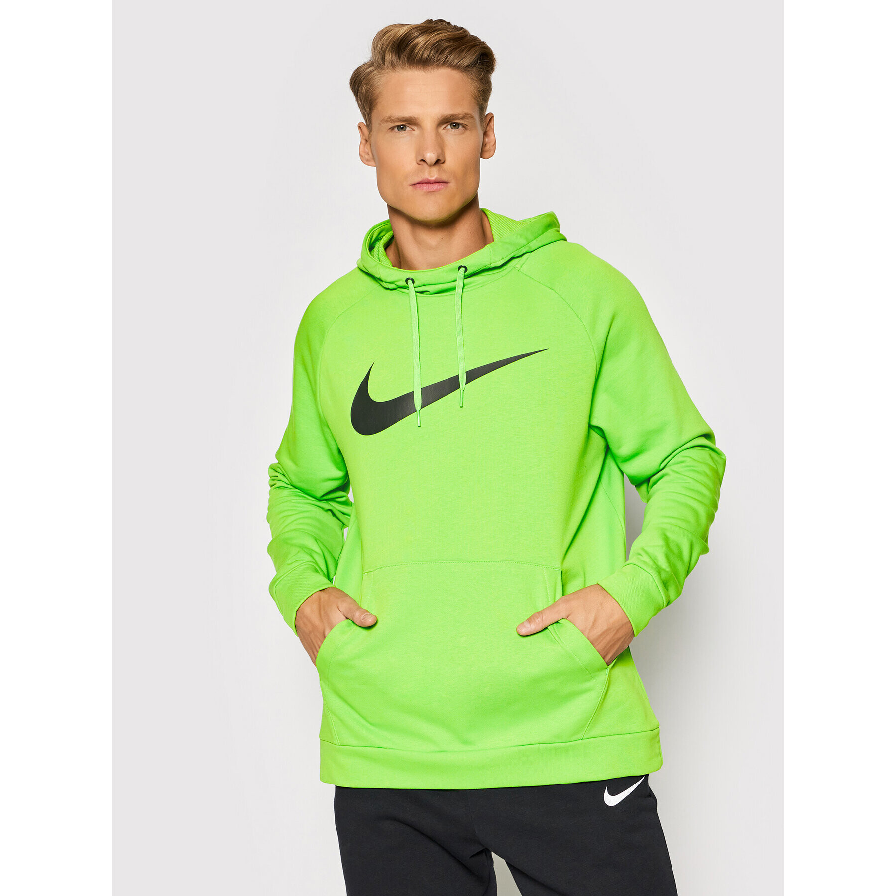 Nike Суитшърт Dri-Fit Swoosh CZ2425 Зелен Standard Fit - Pepit.bg