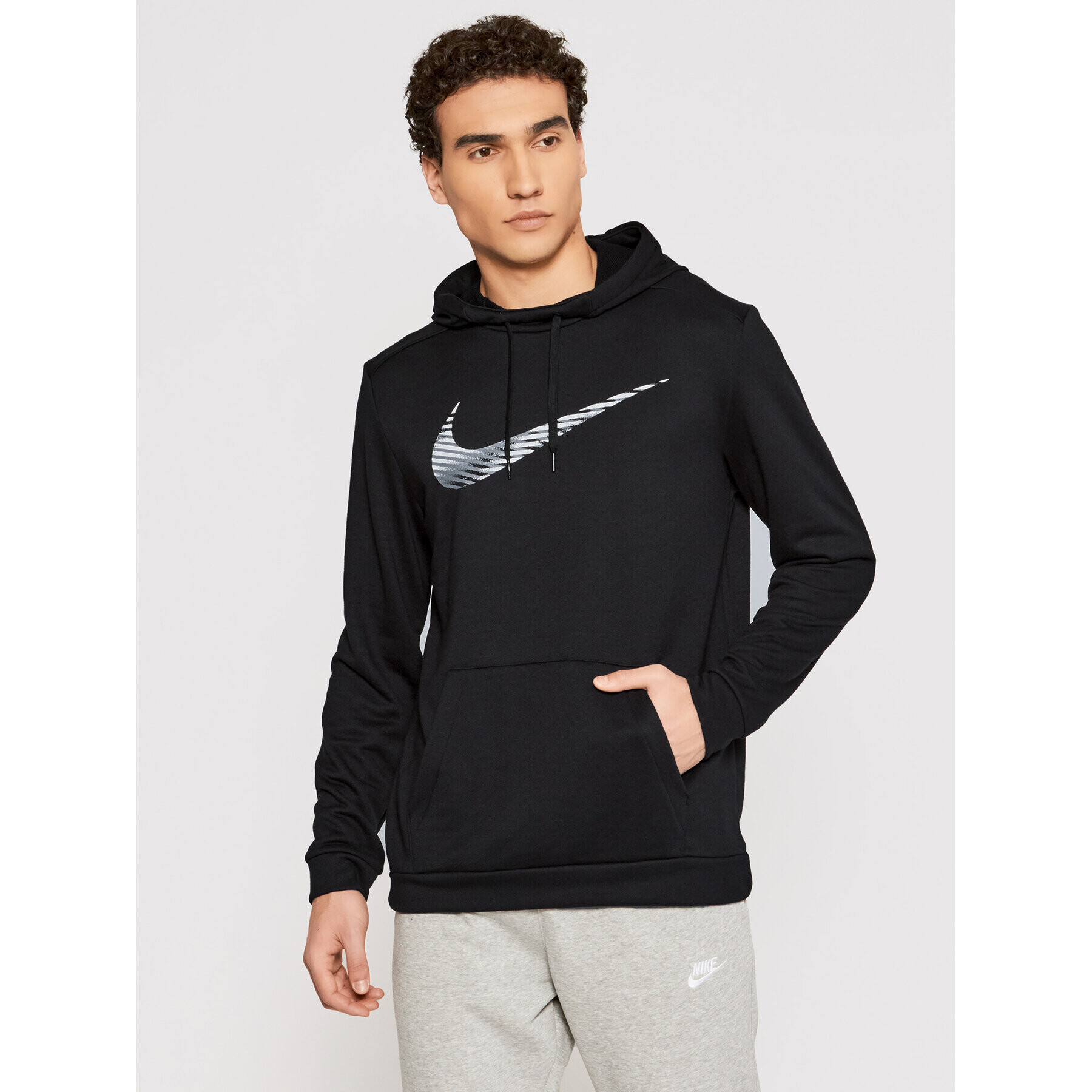 Nike Суитшърт Dri-FIT CJ4268 Черен Standard Fit - Pepit.bg