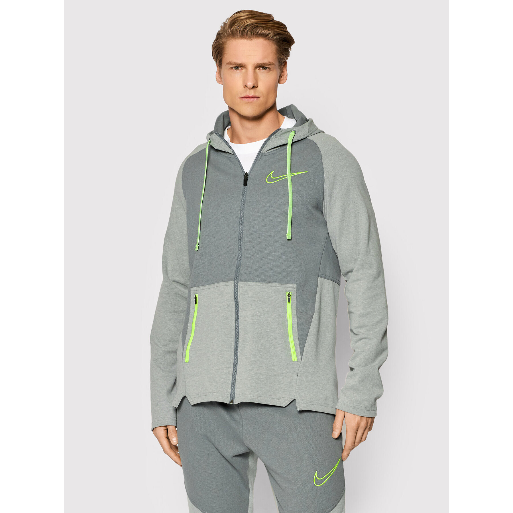 Nike Суитшърт от техническо трико Training DD2102 Сив Regular Fit - Pepit.bg