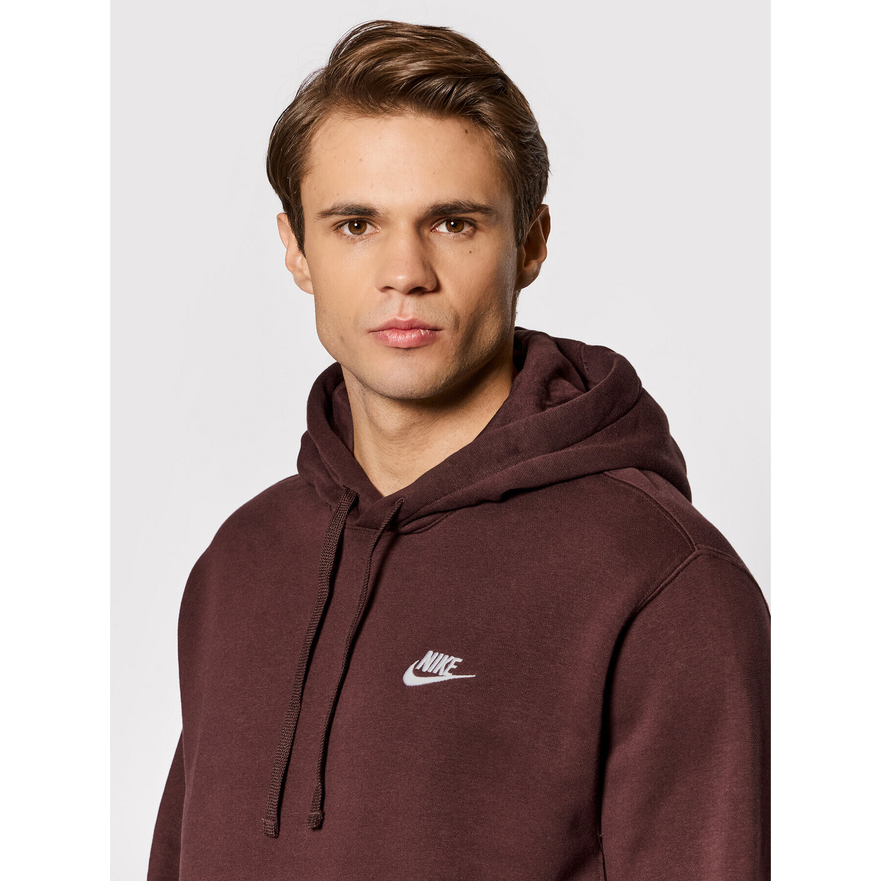 Nike Суитшърт Sportswear Club BV2654 Кафяв Standard Fit - Pepit.bg