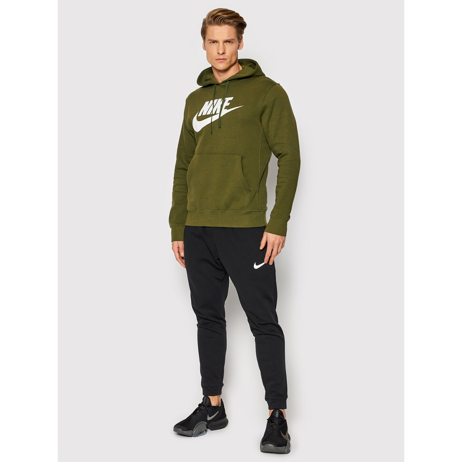 Nike Суитшърт Sportswear Club BV2973 Зелен Standard Fit - Pepit.bg