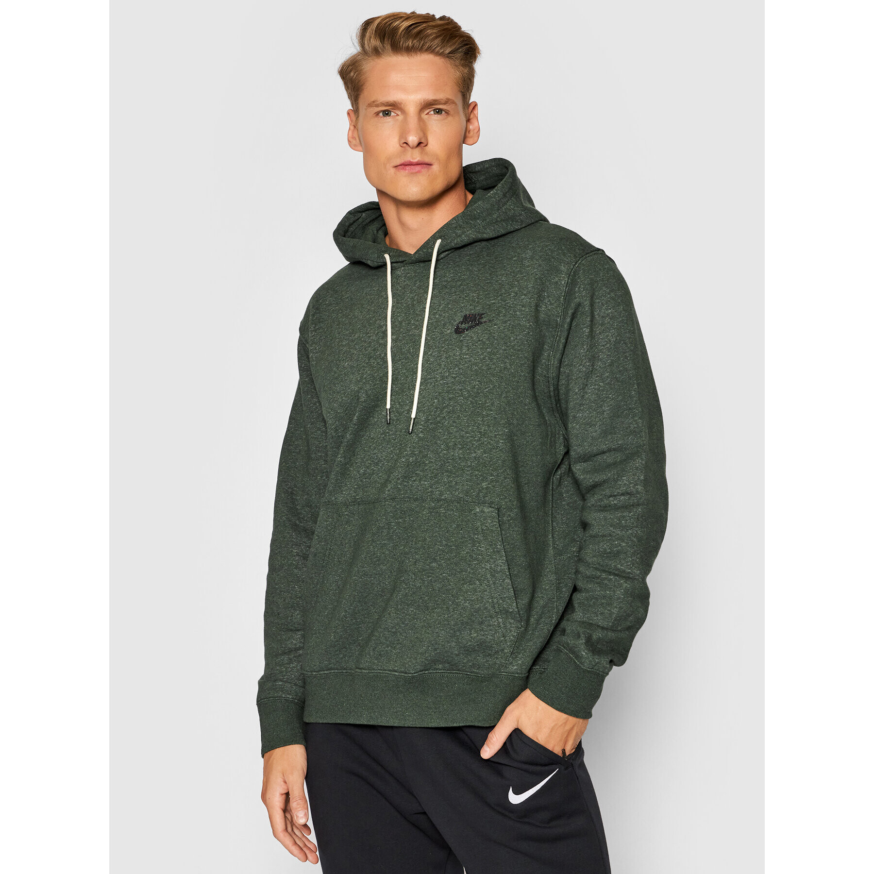 Nike Суитшърт Sportswear DA0680 Зелен Standard Fit - Pepit.bg