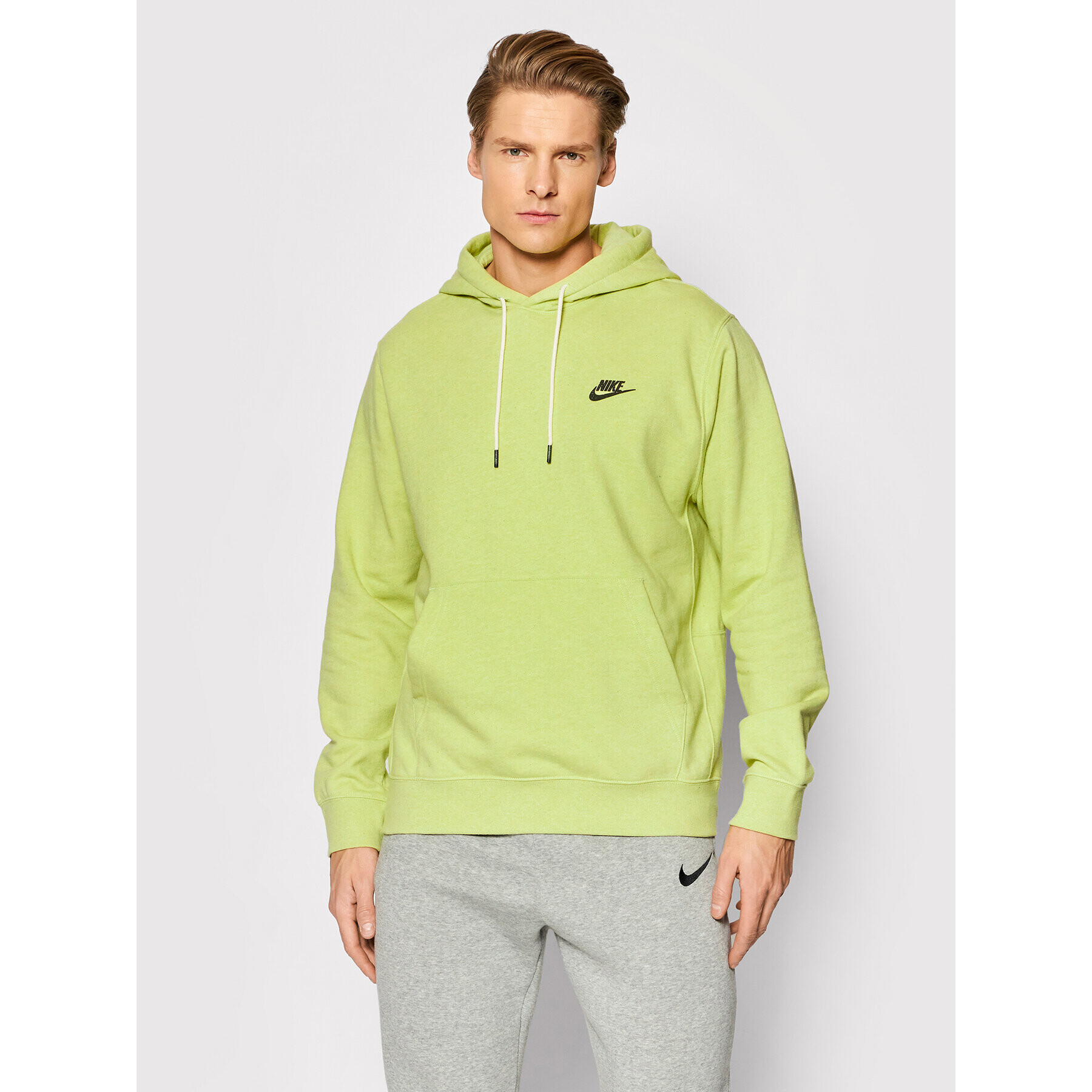 Nike Суитшърт Sportswear DA0680 Зелен Standard Fit - Pepit.bg