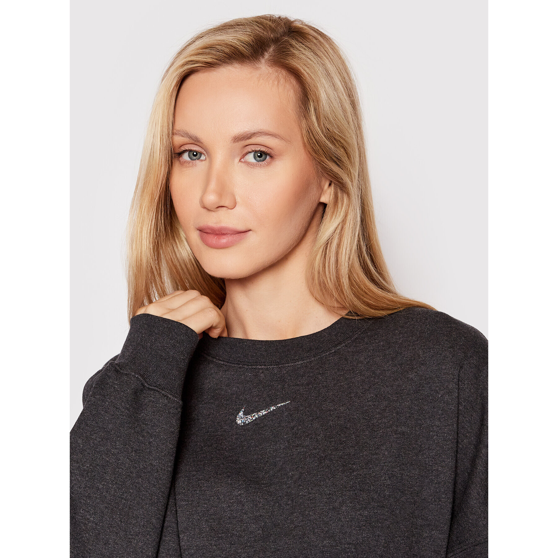 Nike Суитшърт Sportswear Essentials DJ6937 Сив Oversize - Pepit.bg