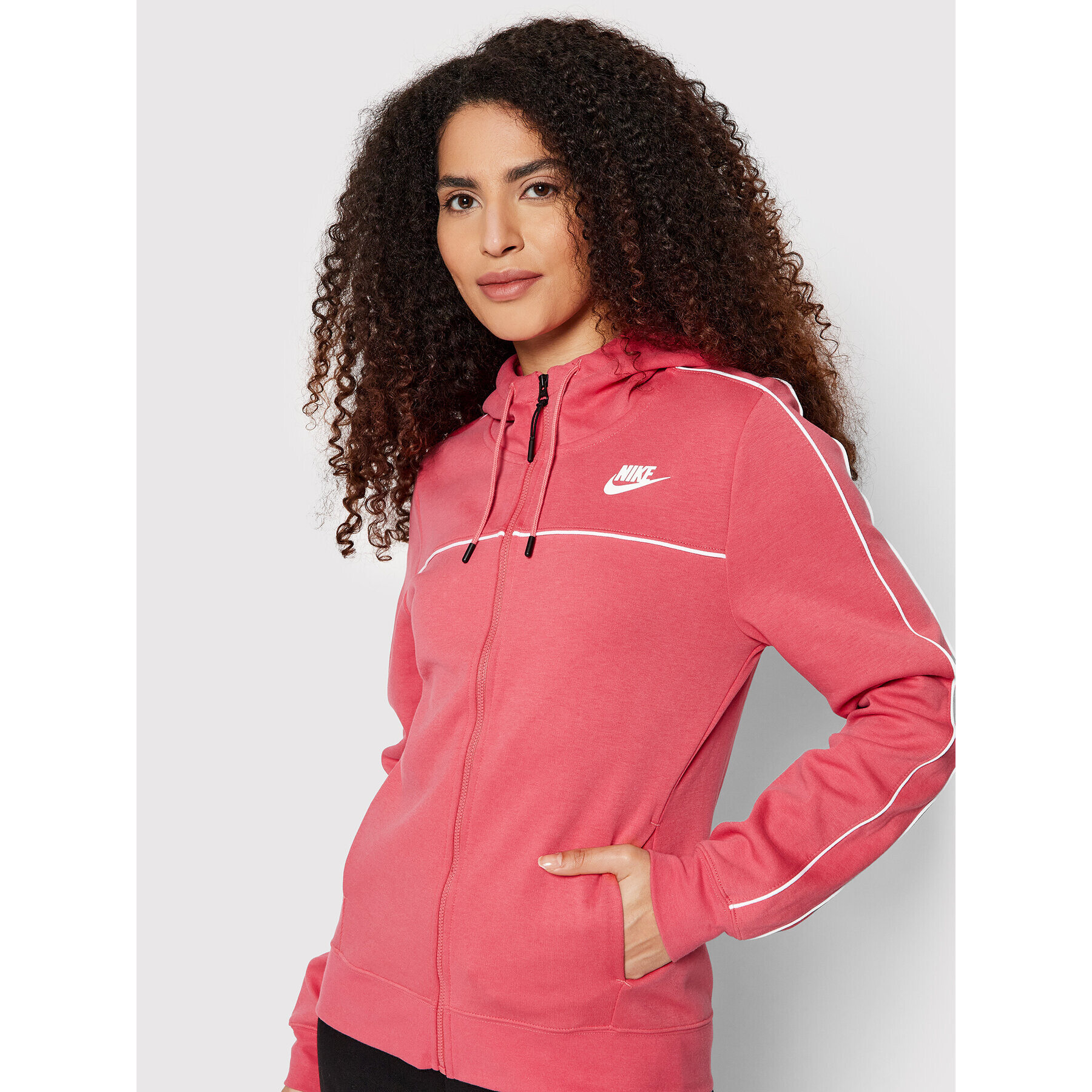 Nike Суитшърт Sportswear Millenium CZ8338 Розов Standard Fit - Pepit.bg