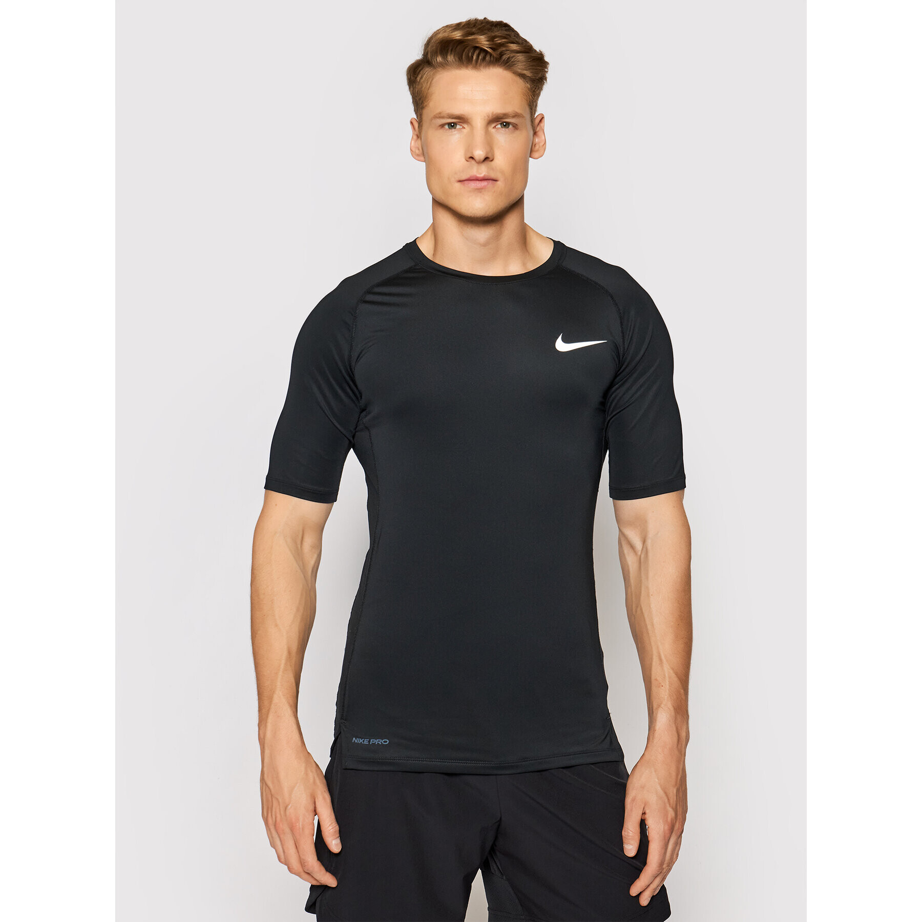 Nike Тениска от техническо трико Pro BV5631 Черен Tight Fit - Pepit.bg