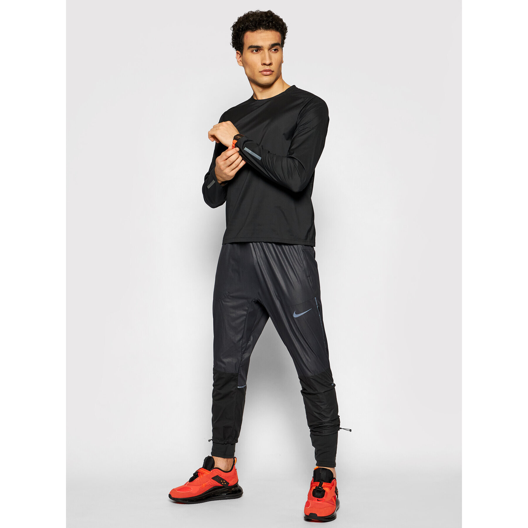 Nike Тениска от техническо трико Tech Pack CJ5780 Черен Standard Fit - Pepit.bg