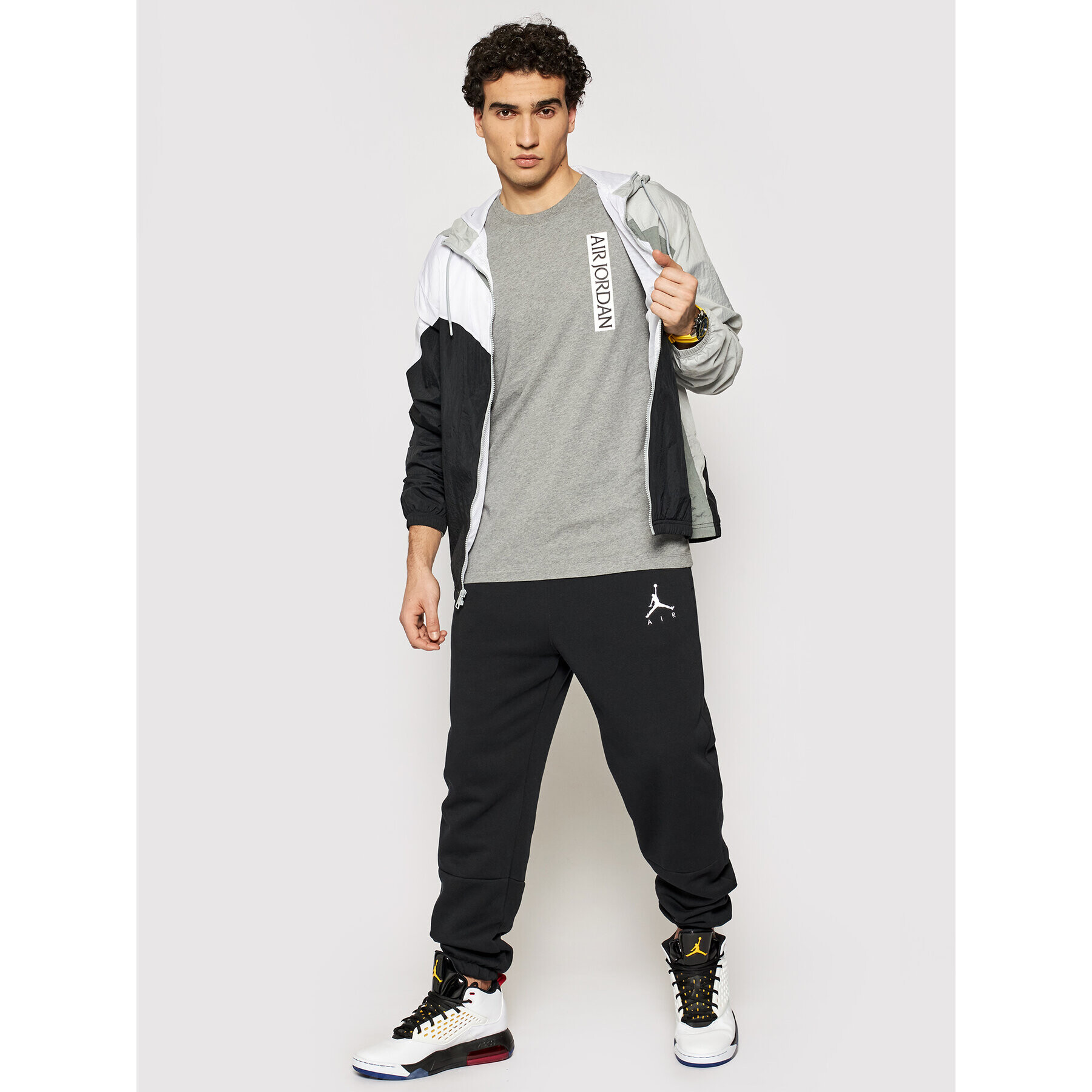 Nike Тениска с дълъг ръкав Air Jordan CN3504 Сив Standard Fit - Pepit.bg