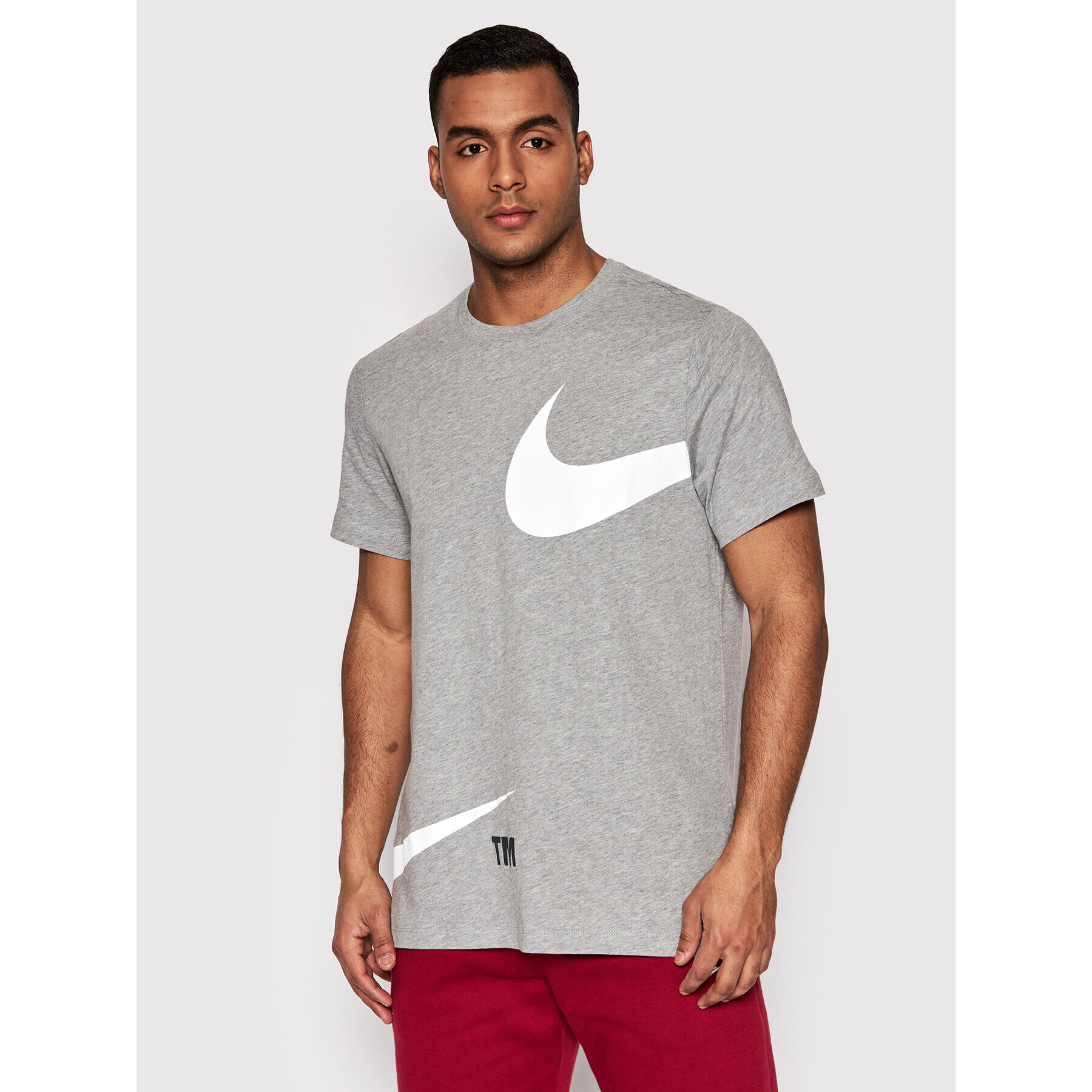 Nike Тишърт Sportswear DD3349 Сив Regular Fit - Pepit.bg