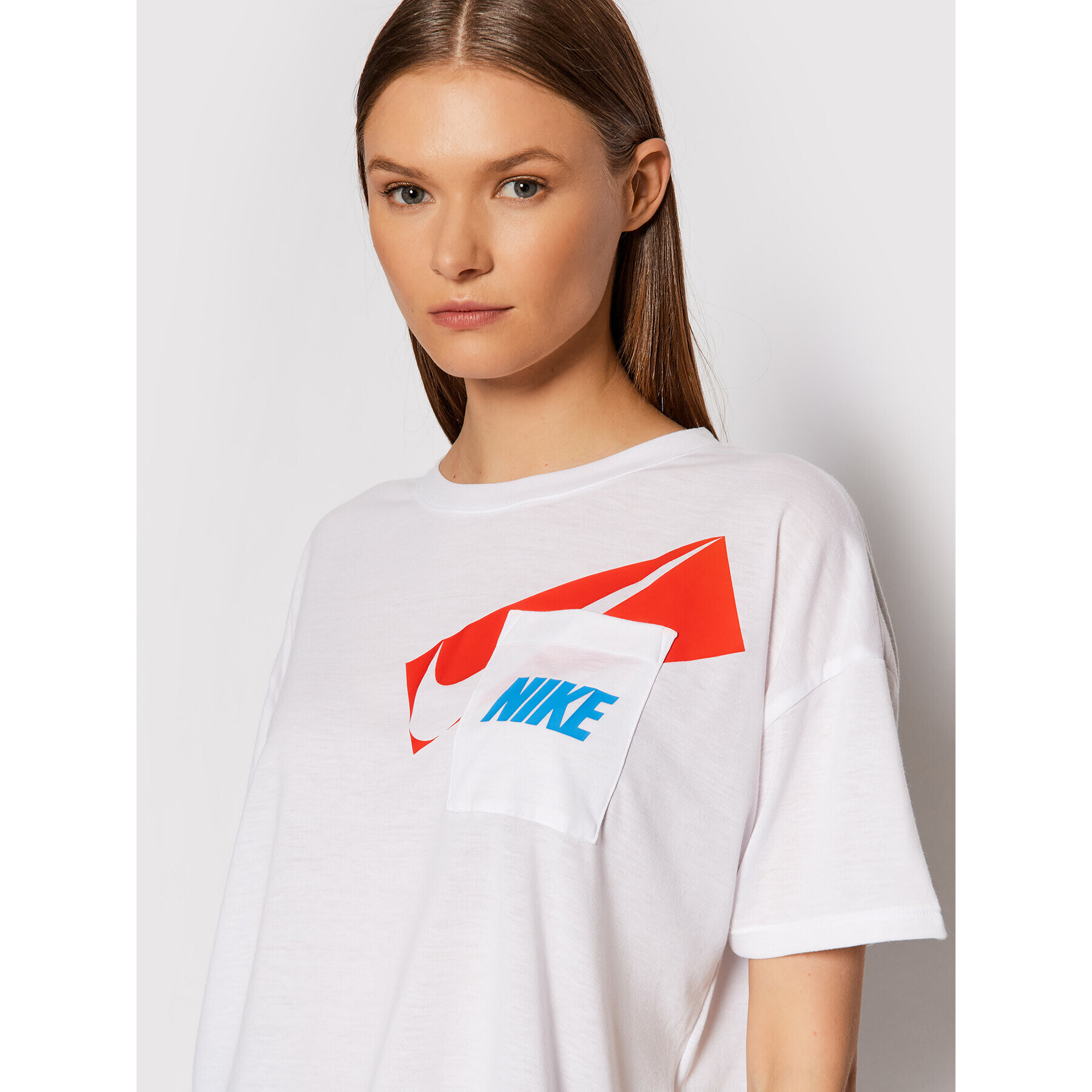 Nike Тишърт Dri-FIT Graphic DC7189 Бял Oversize - Pepit.bg