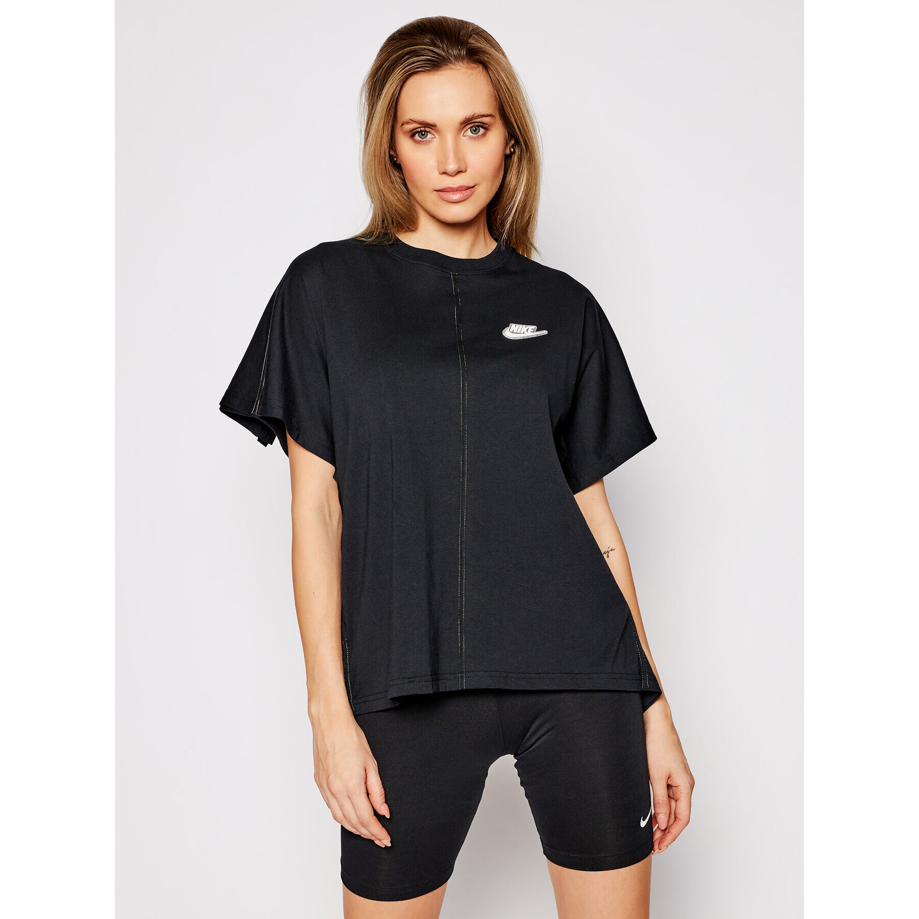 Nike Тишърт Earth Day CZ8355 Черен Oversize - Pepit.bg