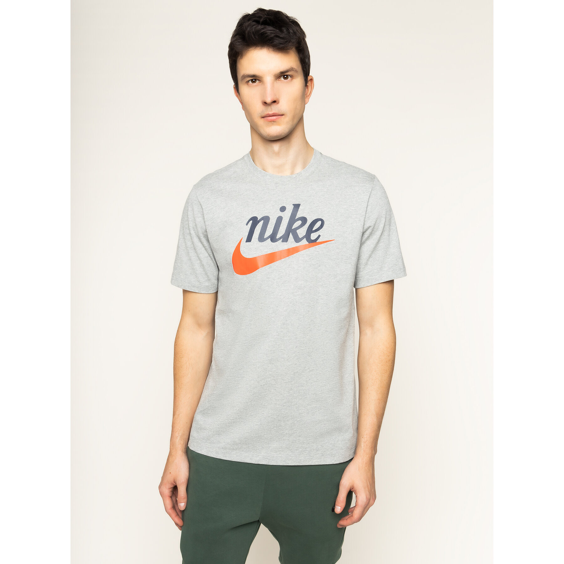 Nike Тишърт Heritage BV7678 Сив Standard Fit - Pepit.bg