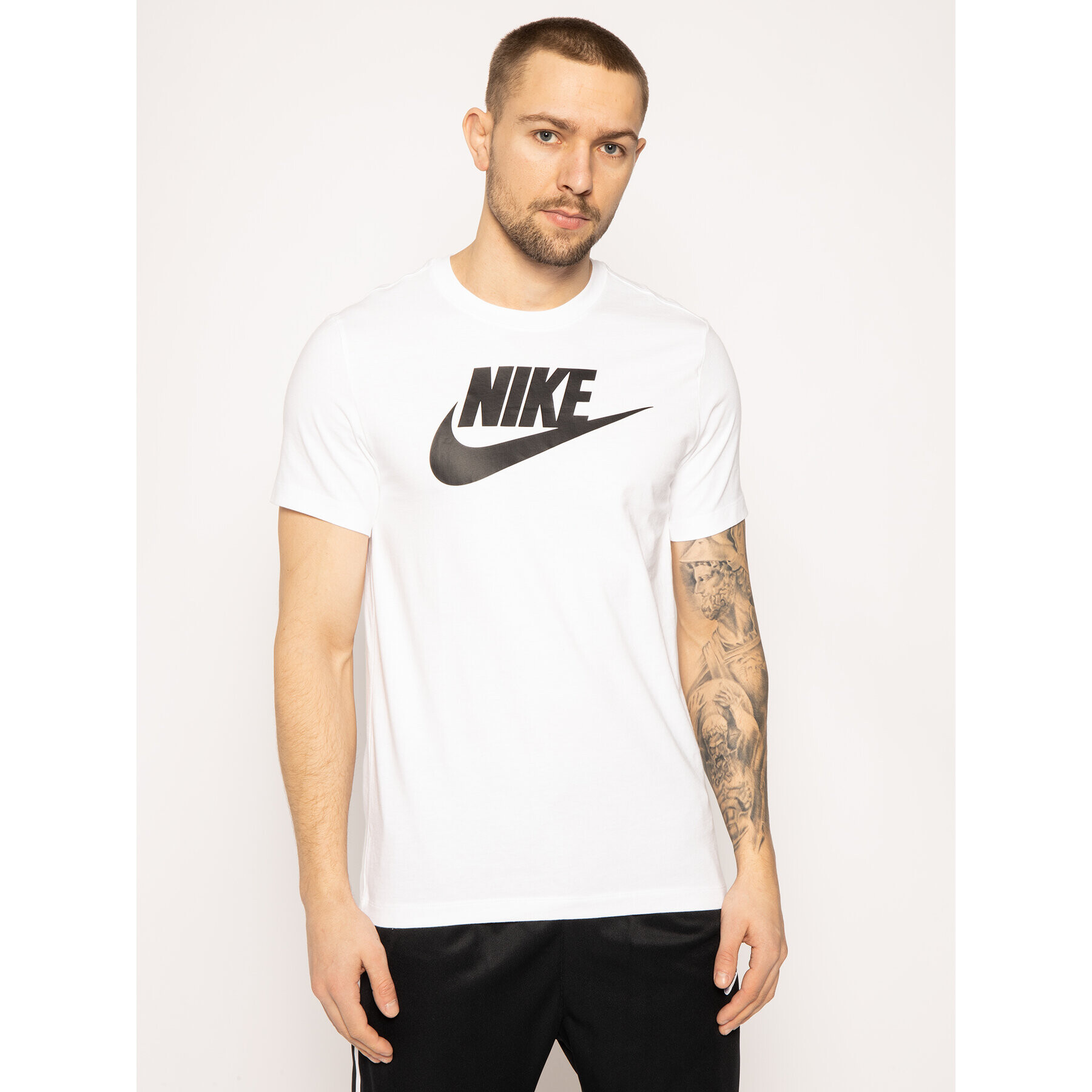 Nike Тишърт Icon Futura AR5004 Бял Regular Fit - Pepit.bg