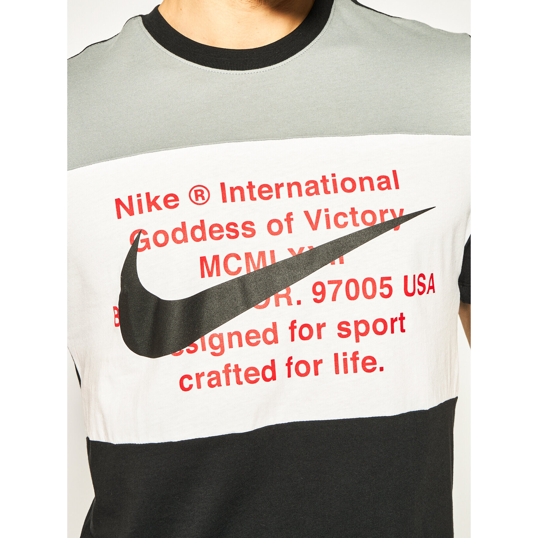 Nike Тишърт Nsw Swoosh CU9736 Цветен Standard Fit - Pepit.bg