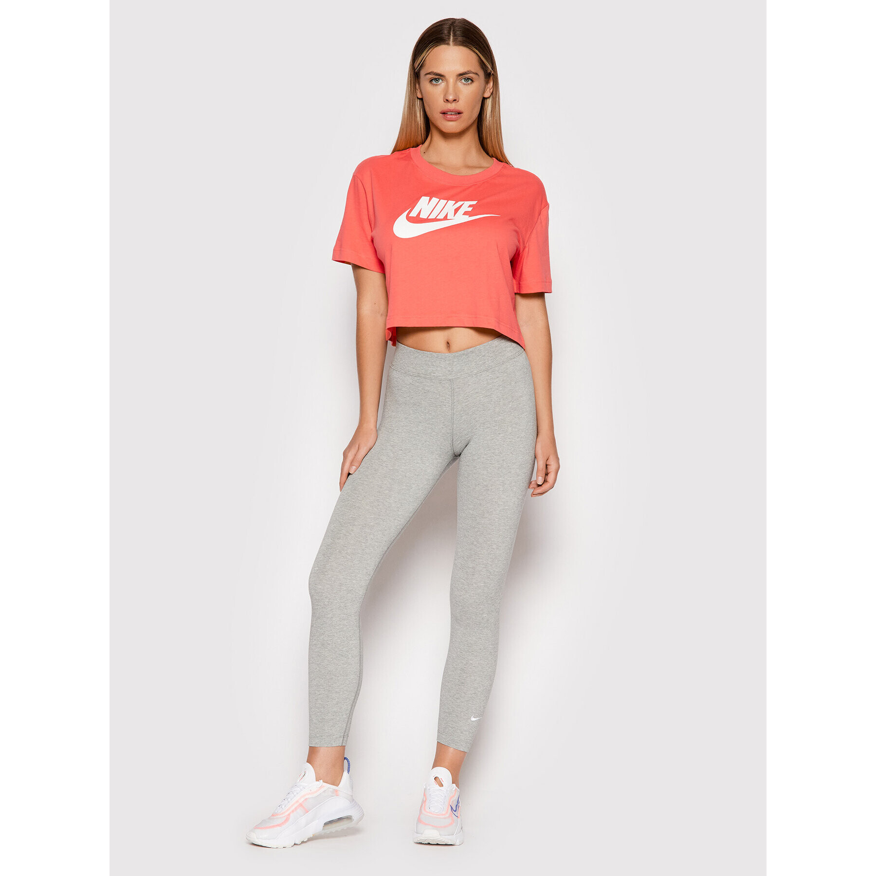 Nike Тишърт Sportswear Essential BV6175 Оранжев Loose Fit - Pepit.bg