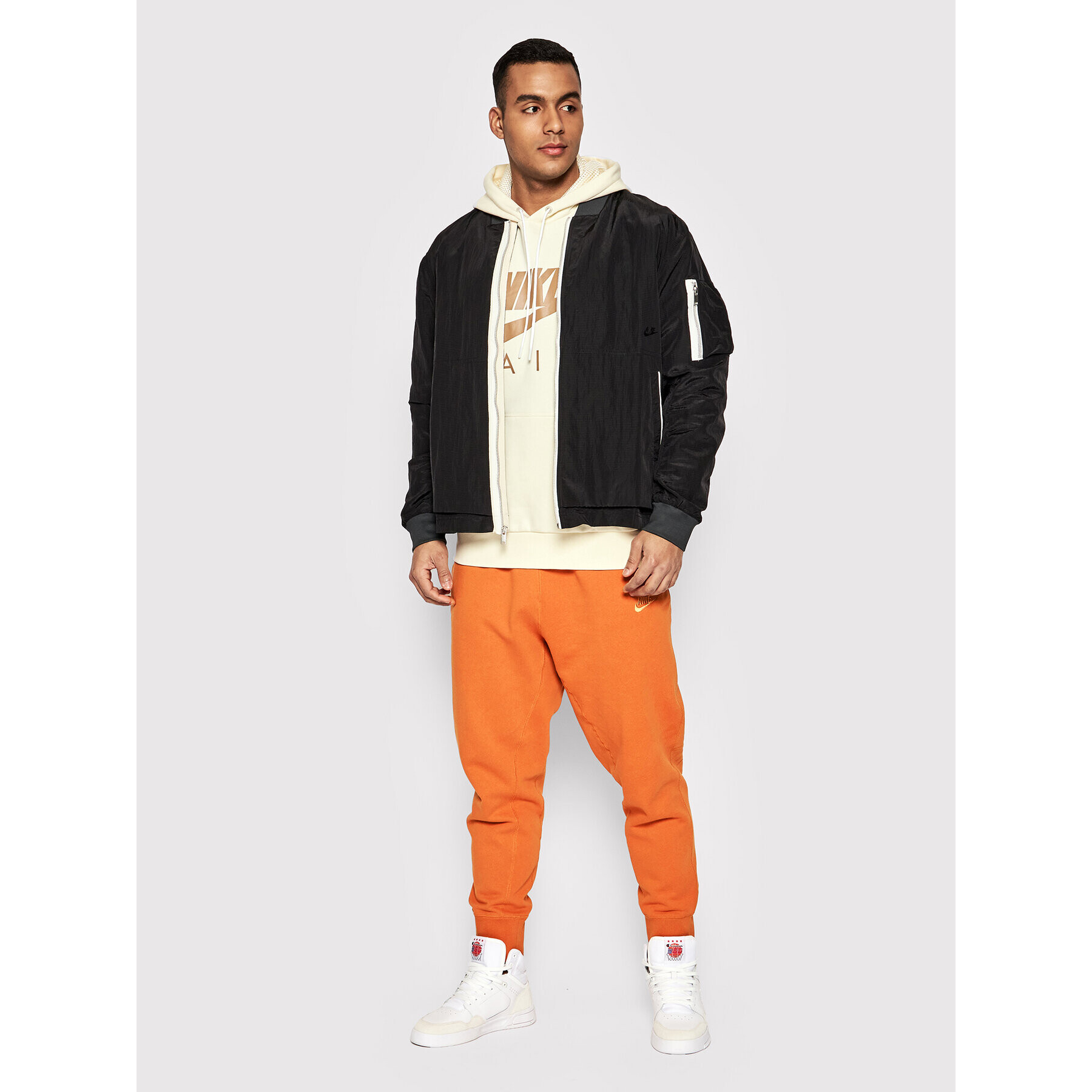 Nike Яке бомбър Essentials DM6698 Черен Regular Fit - Pepit.bg