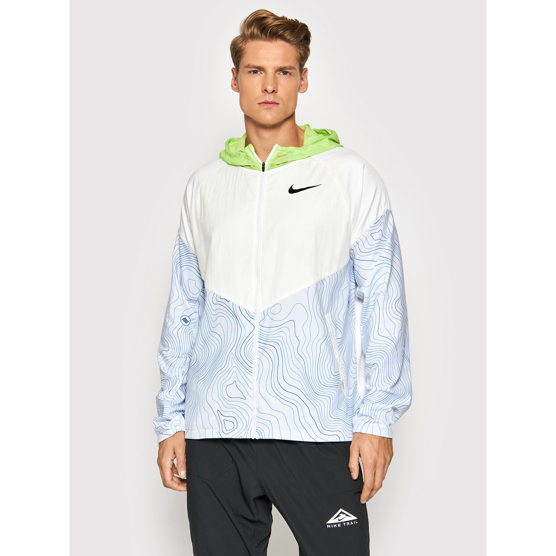 Nike Яке за джогинг Therma Essential Ekiden DC4039 Бял Standard Fit - Pepit.bg