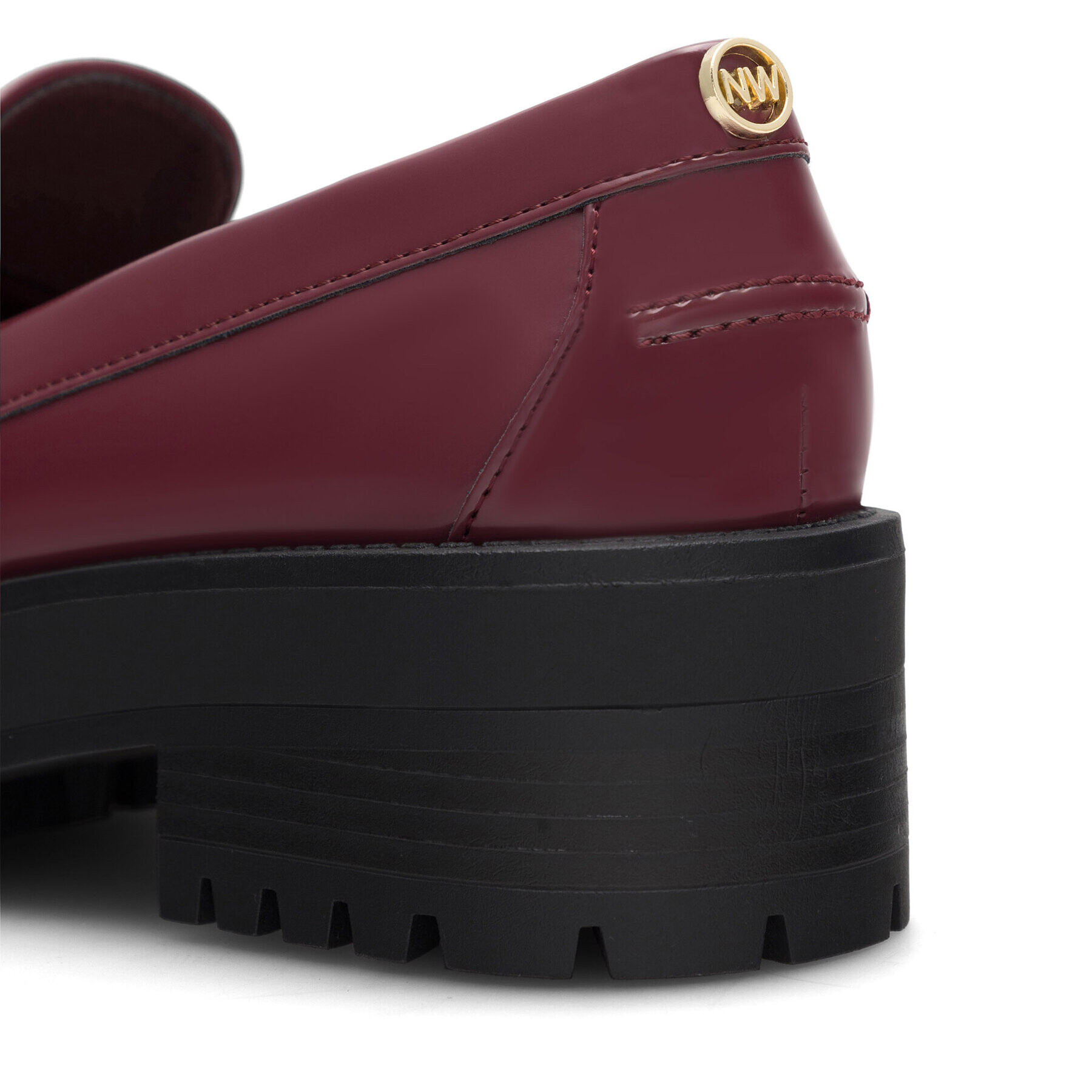 Nine West лоуфъри с дебела подметка NYLA 8123-1 Бордо - Pepit.bg
