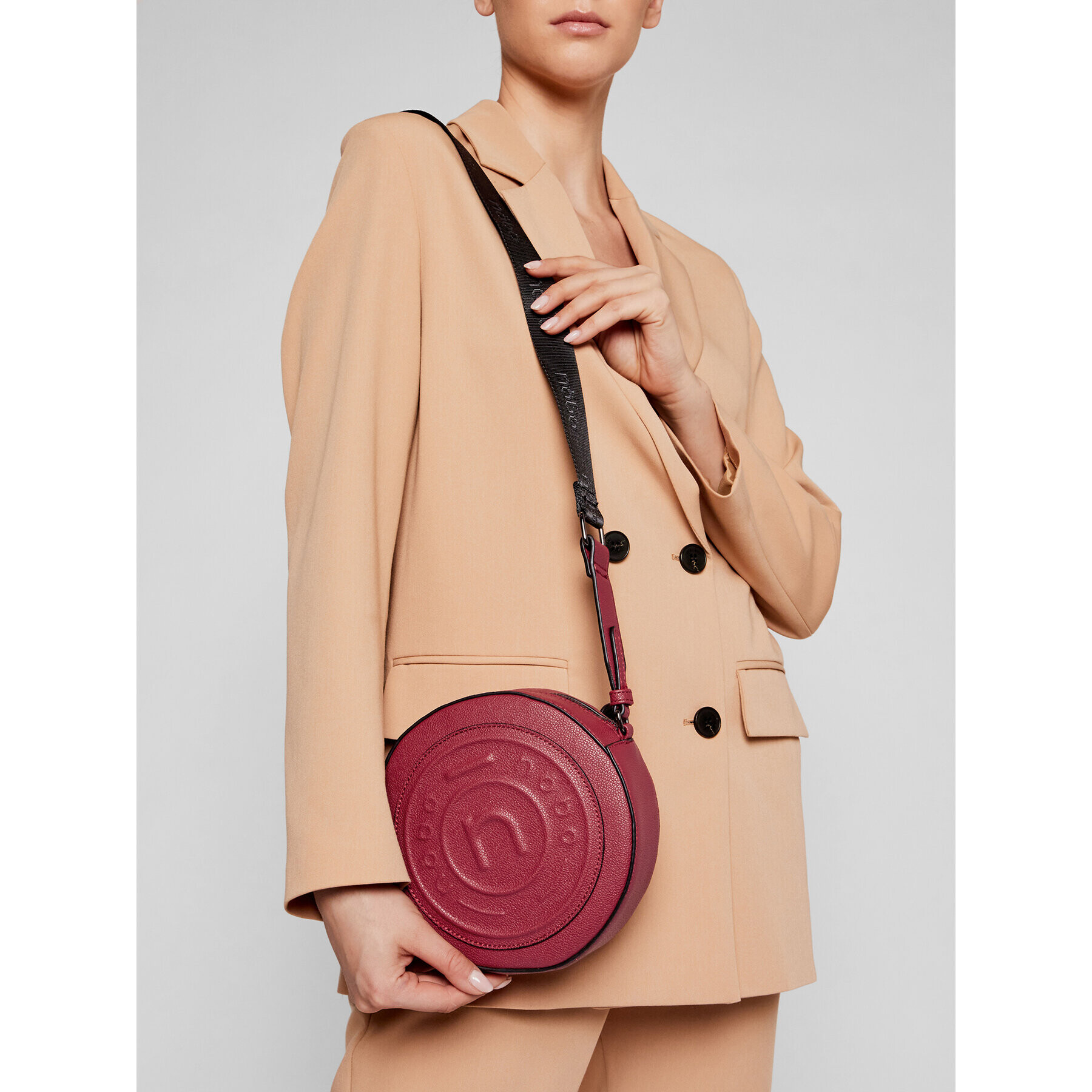 Nobo Дамска чанта NBAG-J3620-CM05 Бордо - Pepit.bg