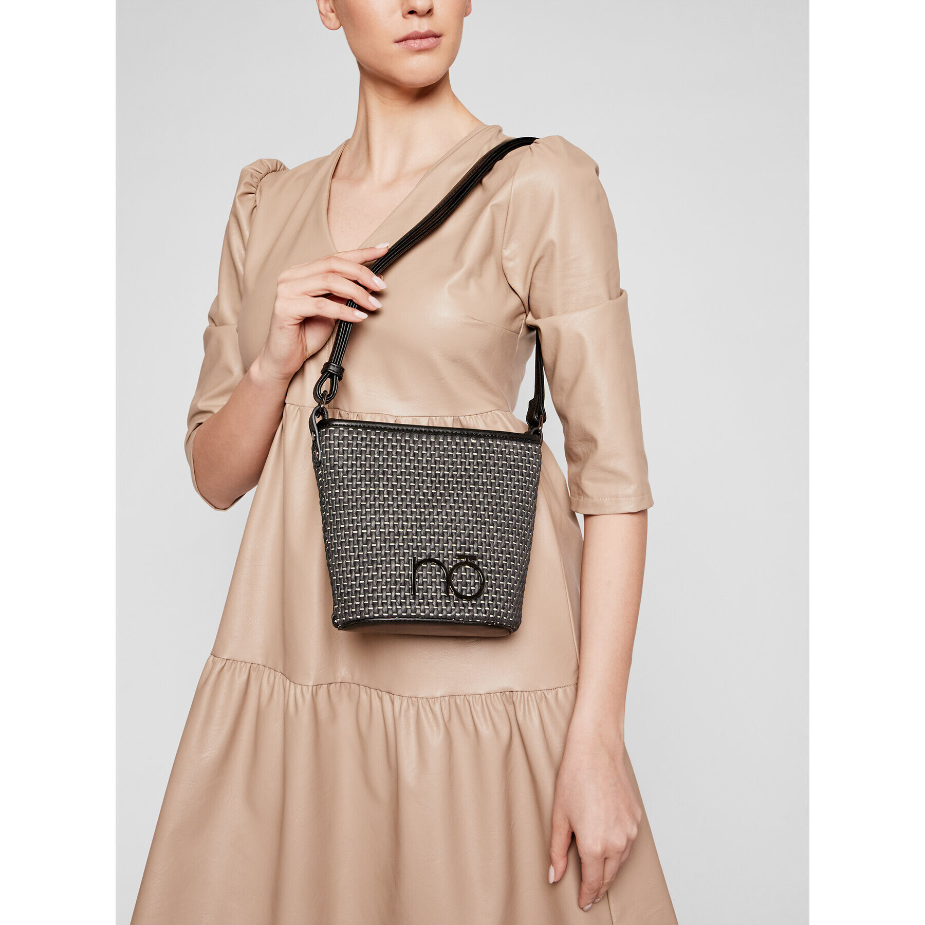 Nobo Дамска чанта NBAG-K0450-C020 Черен - Pepit.bg