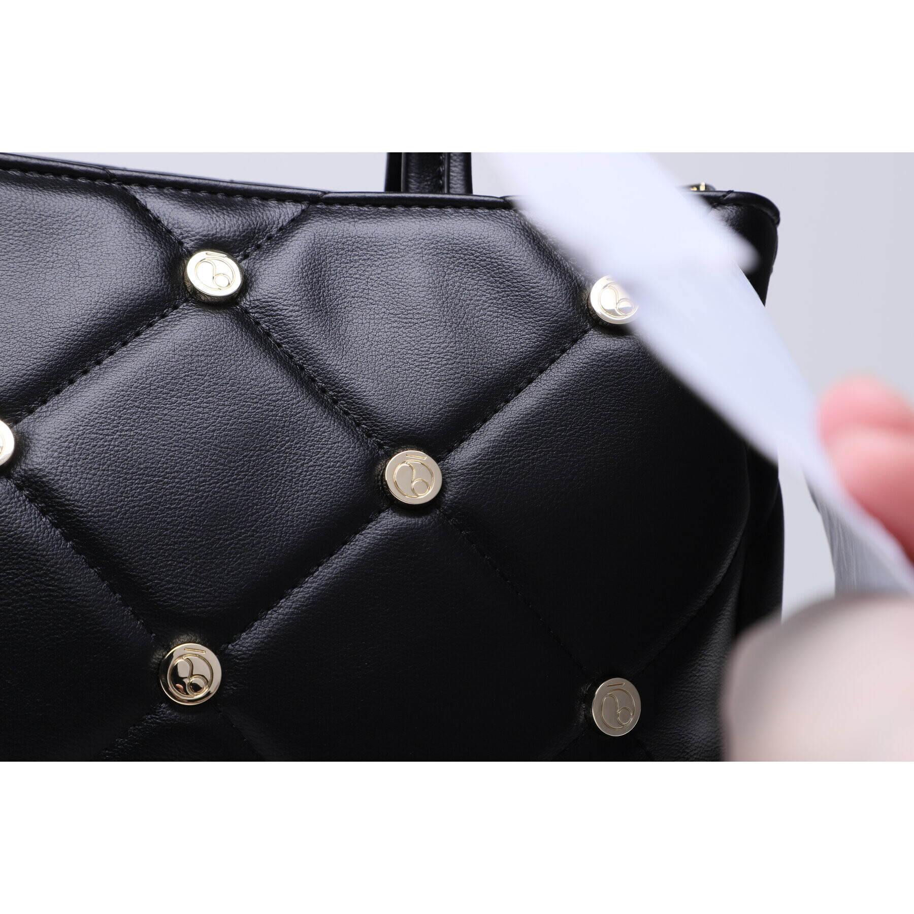 Nobo Дамска чанта NBAG-N1750-C020 Черен - Pepit.bg