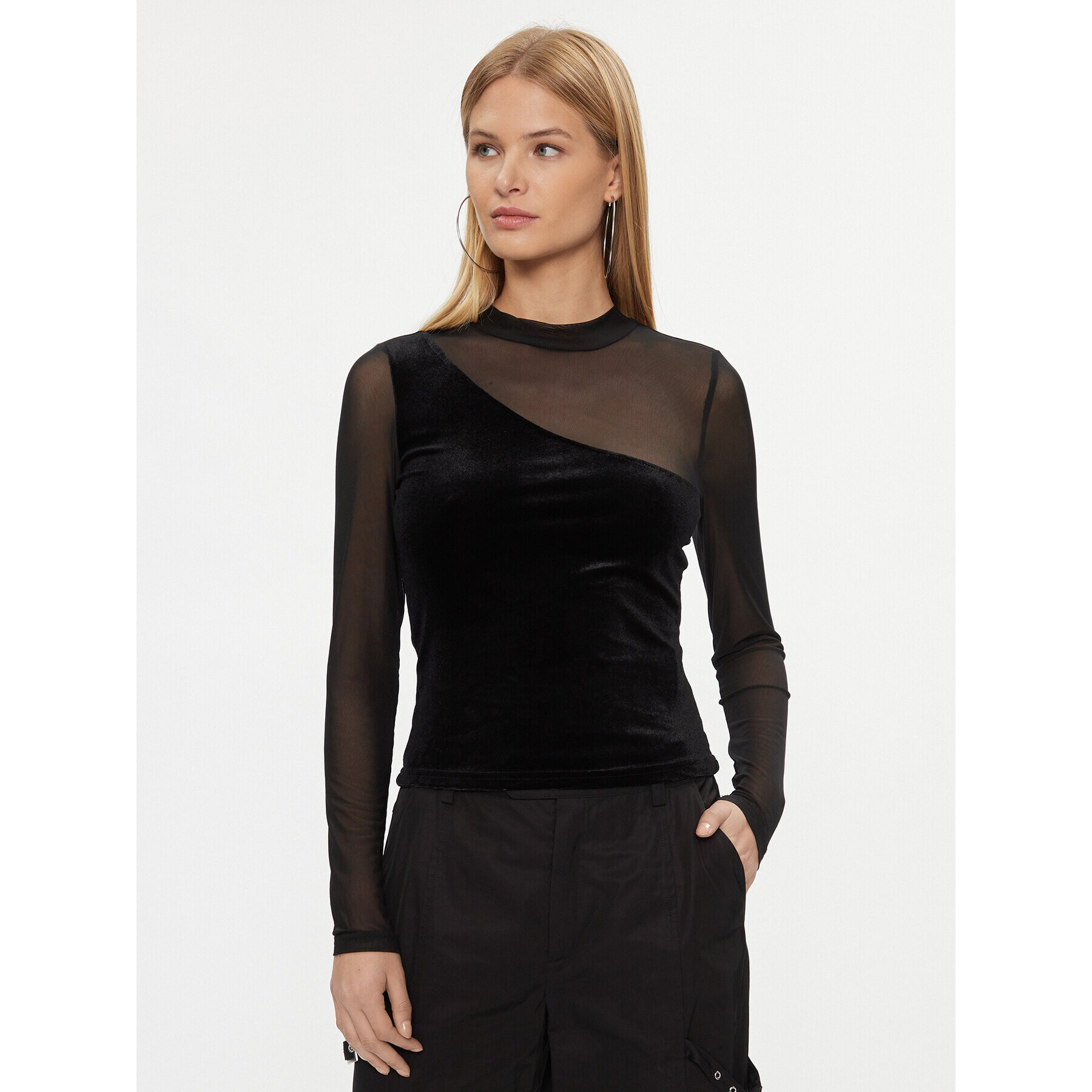 Noisy May Блуза 27028371 Черен Slim Fit - Pepit.bg