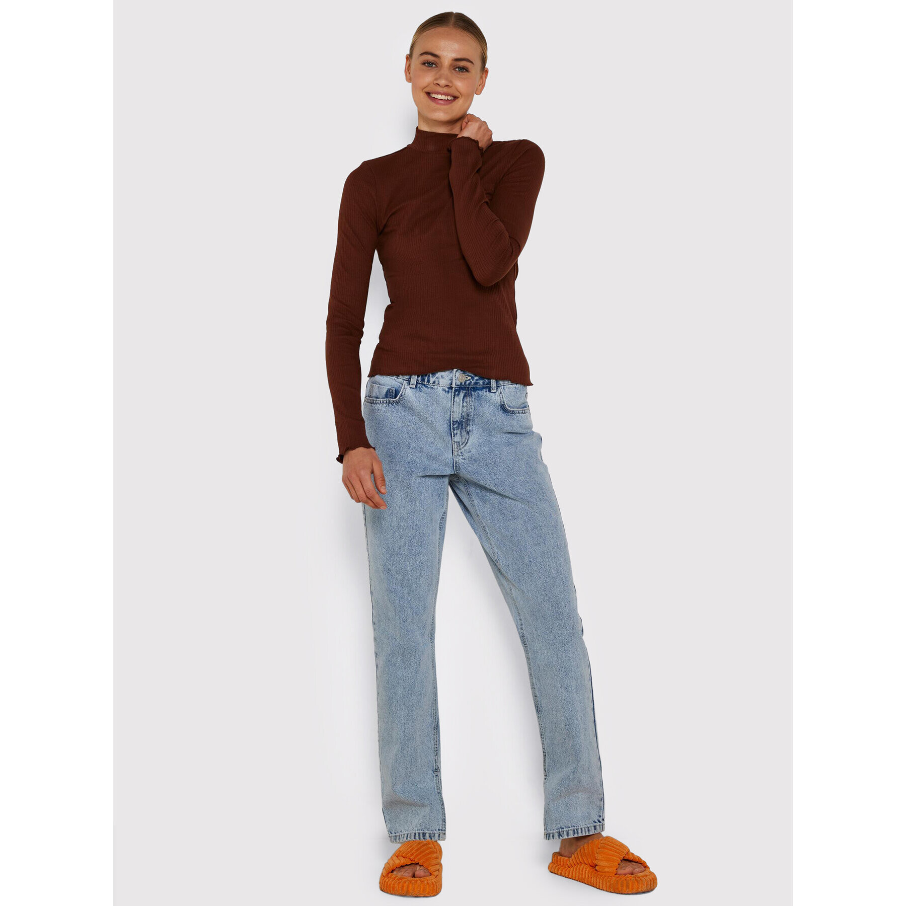 Noisy May Блуза Drakey 27021338 Кафяв Slim Fit - Pepit.bg