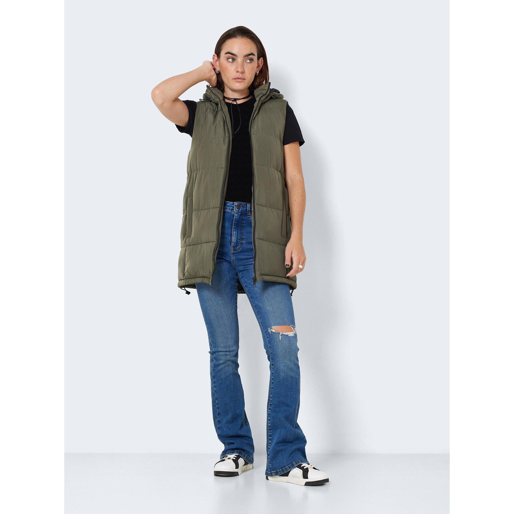 Noisy May Елек 27018397 Зелен Regular Fit - Pepit.bg