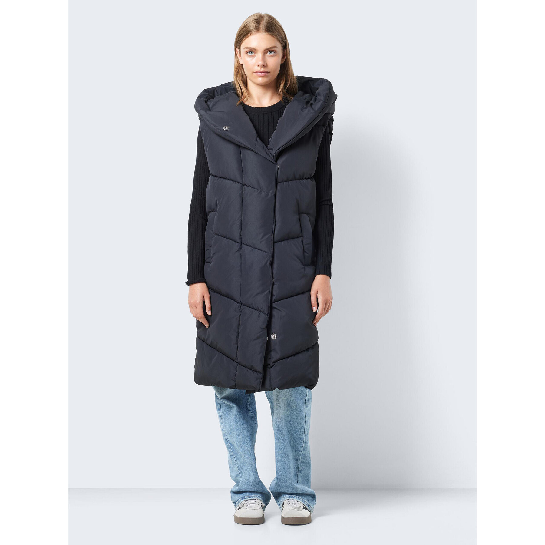 Noisy May Елек 27026540 Черен Regular Fit - Pepit.bg
