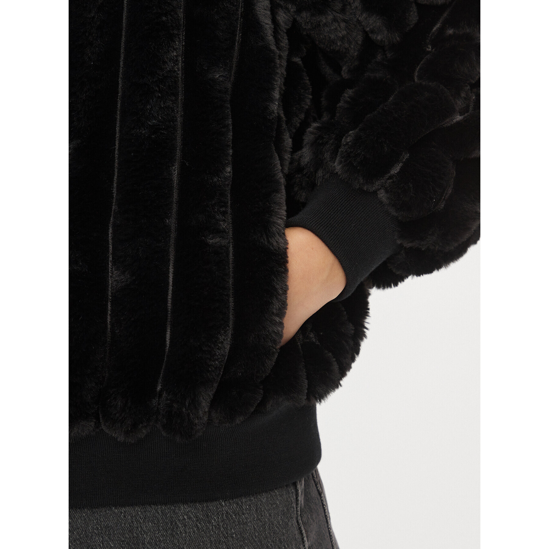 Noisy May Преходно яке 27028524 Черен Regular Fit - Pepit.bg