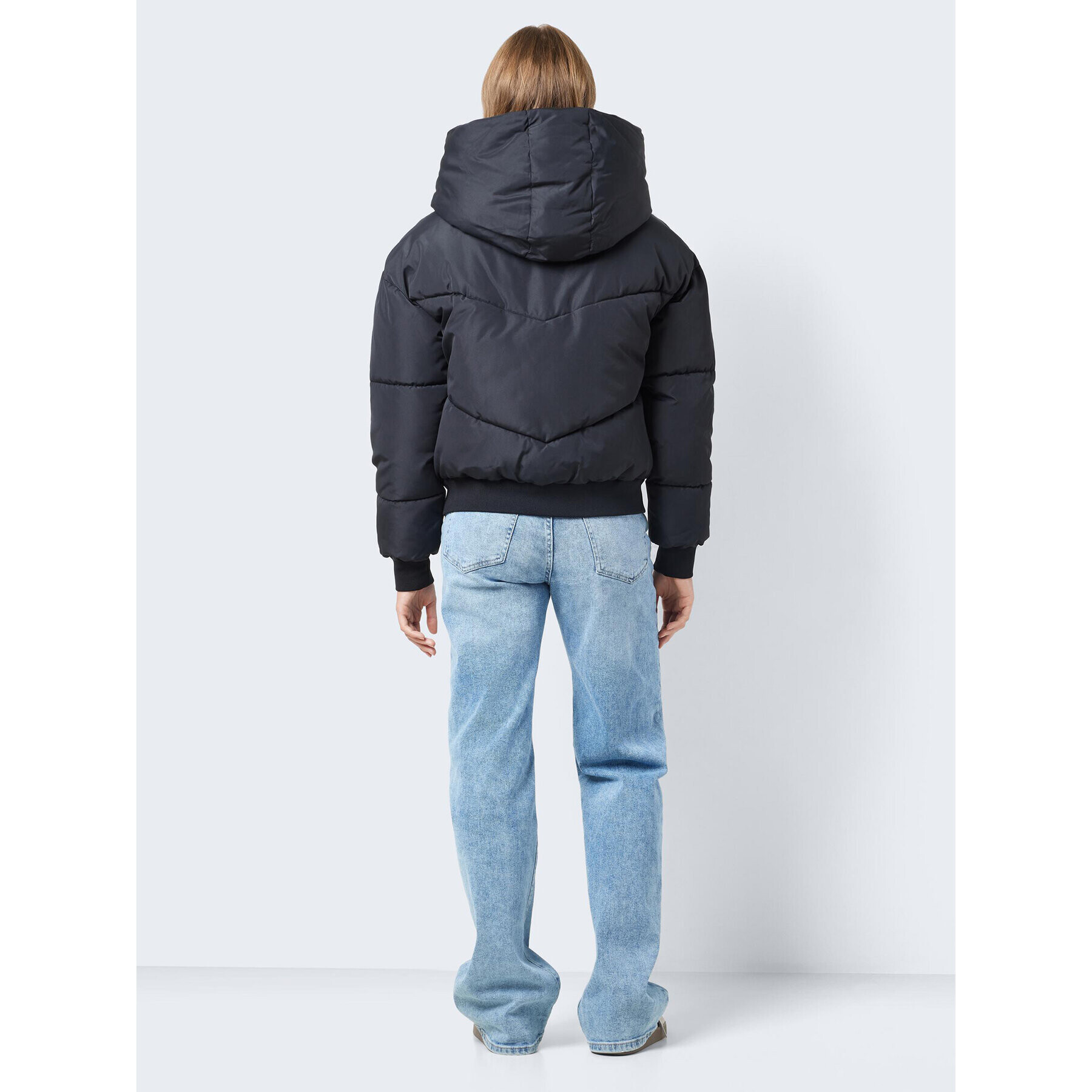 Noisy May Пухено яке 27026539 Черен Regular Fit - Pepit.bg