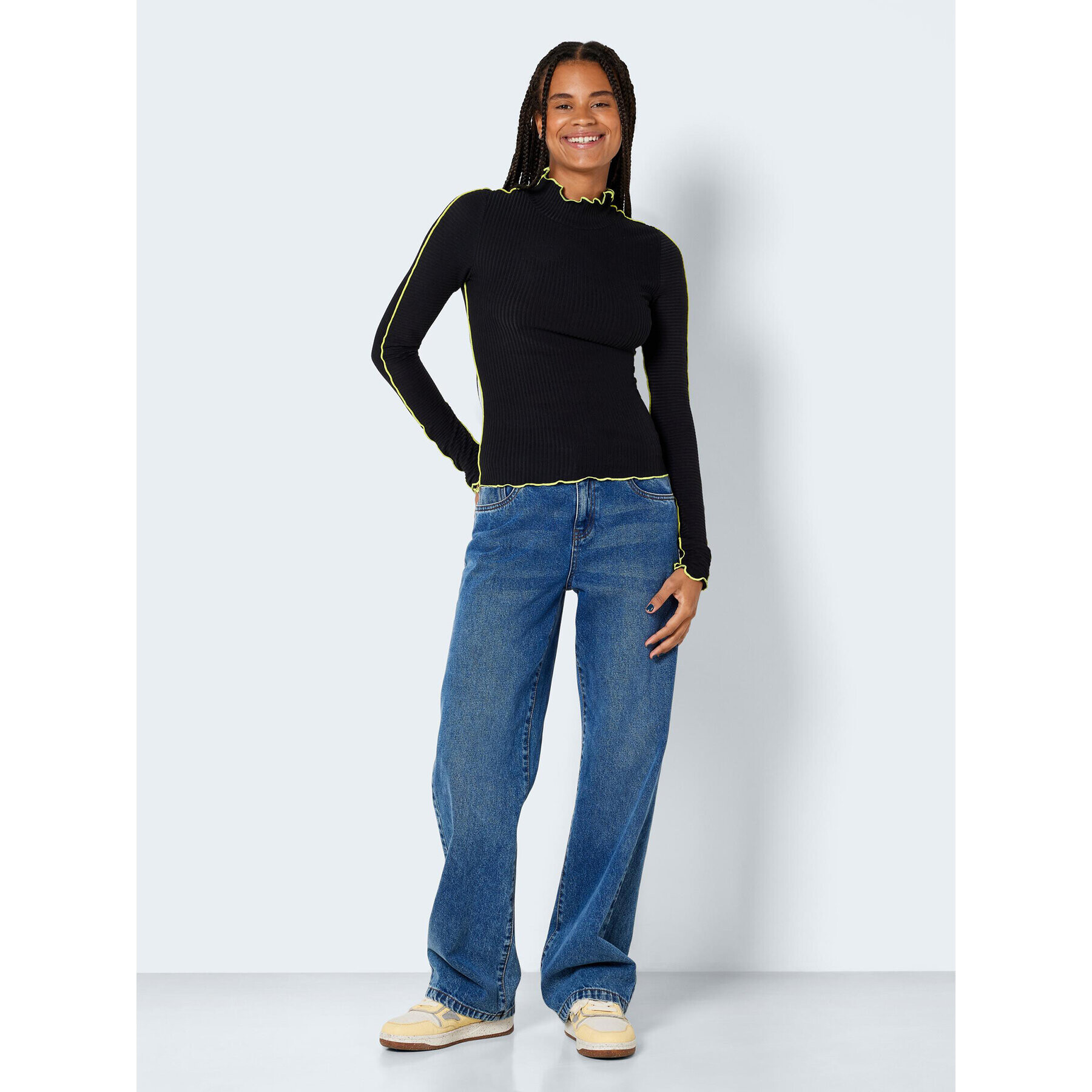 Noisy May Пуловер Carly 27022734 Черен Slim Fit - Pepit.bg