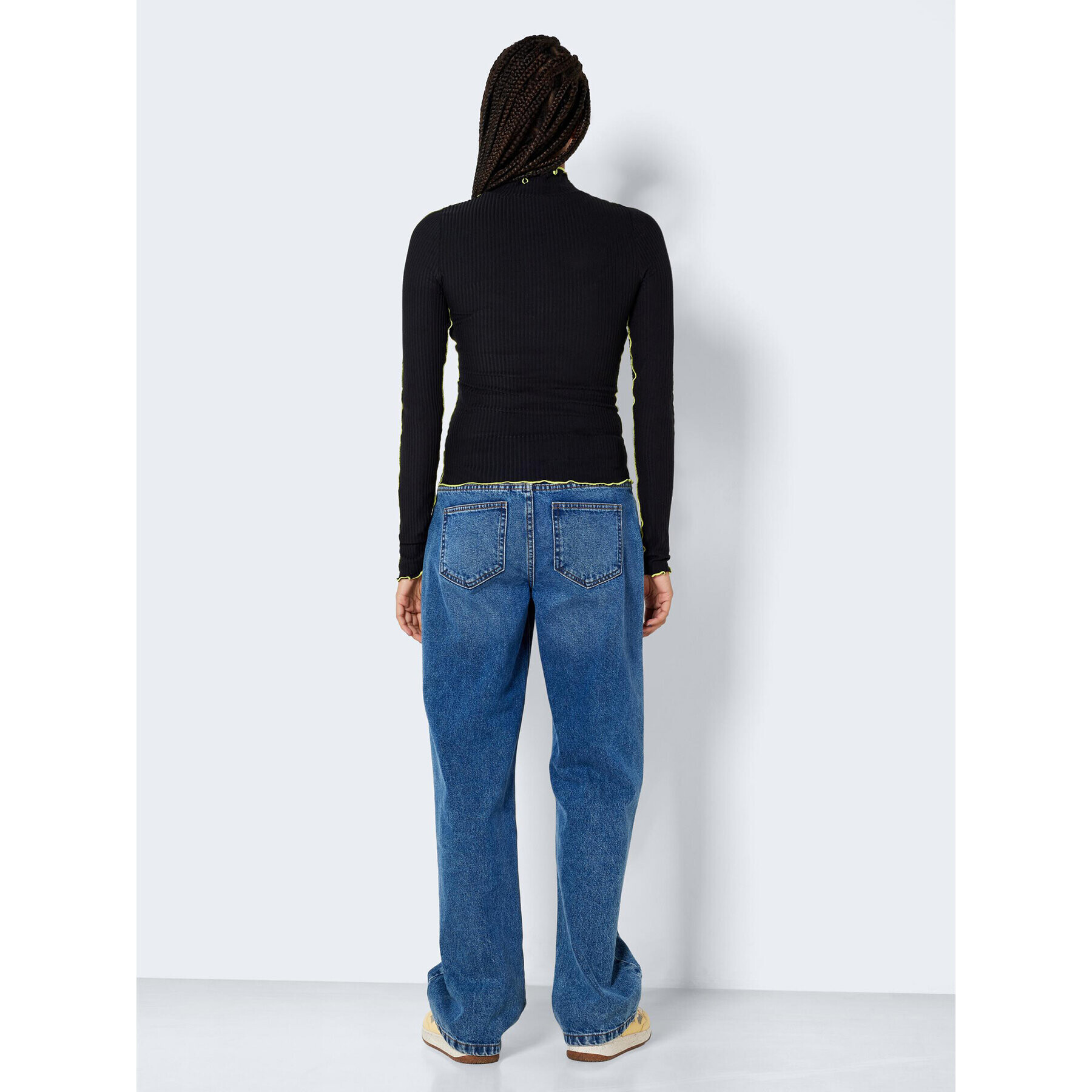 Noisy May Пуловер Carly 27022734 Черен Slim Fit - Pepit.bg