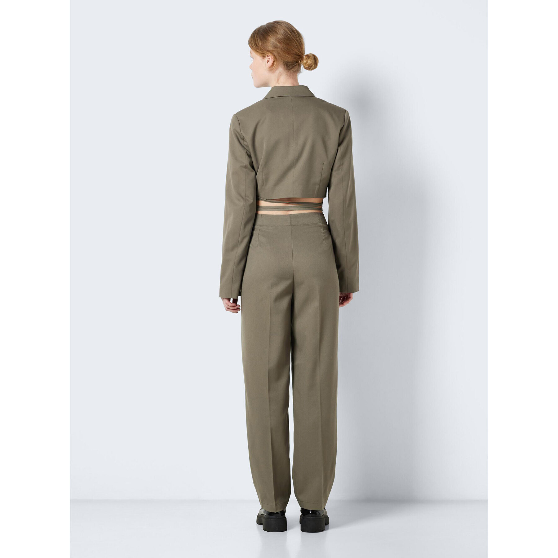 Noisy May Текстилни панталони Thea 27024904 Зелен Relaxed Fit - Pepit.bg