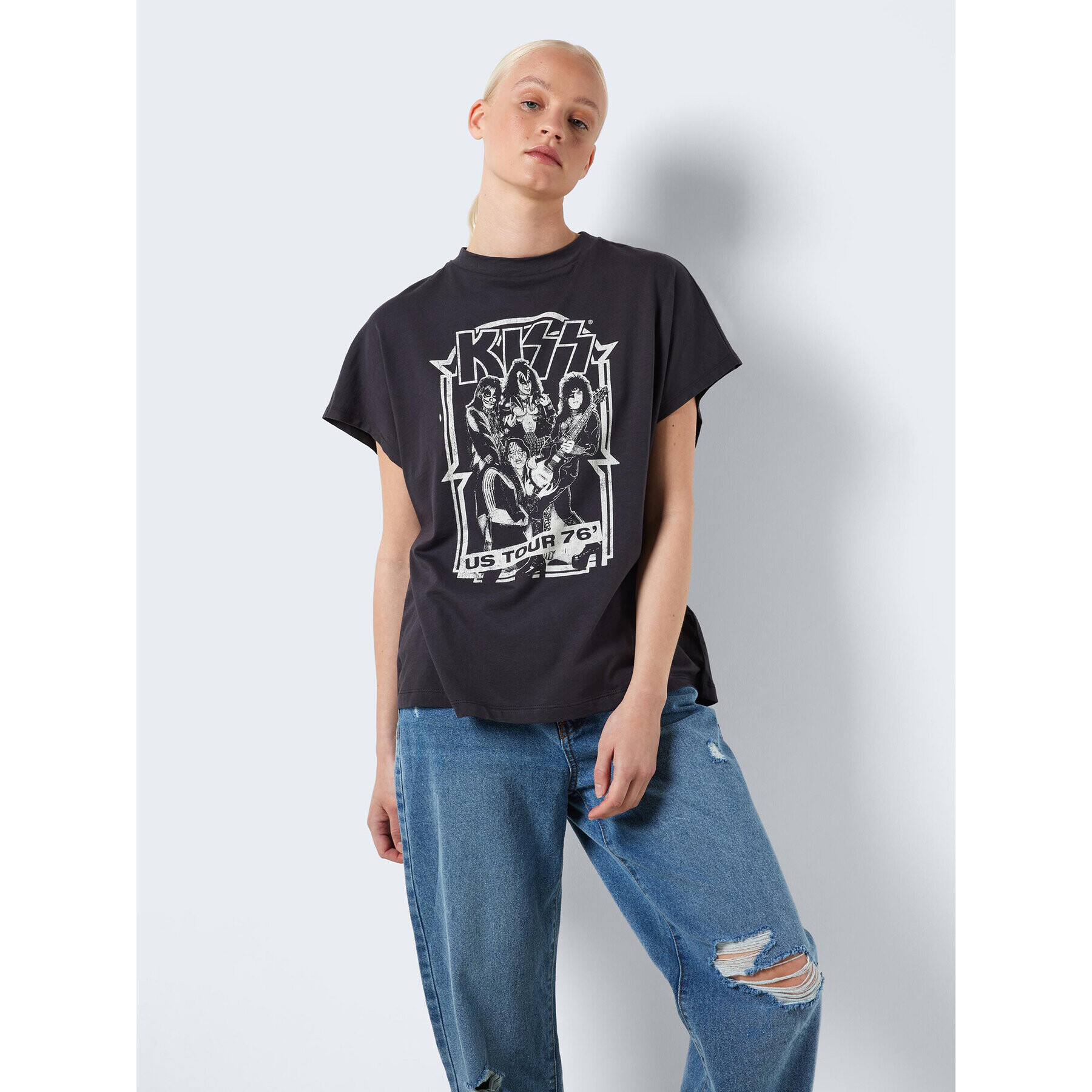 Noisy May Тишърт Hailey 27028380 Сив Relaxed Fit - Pepit.bg