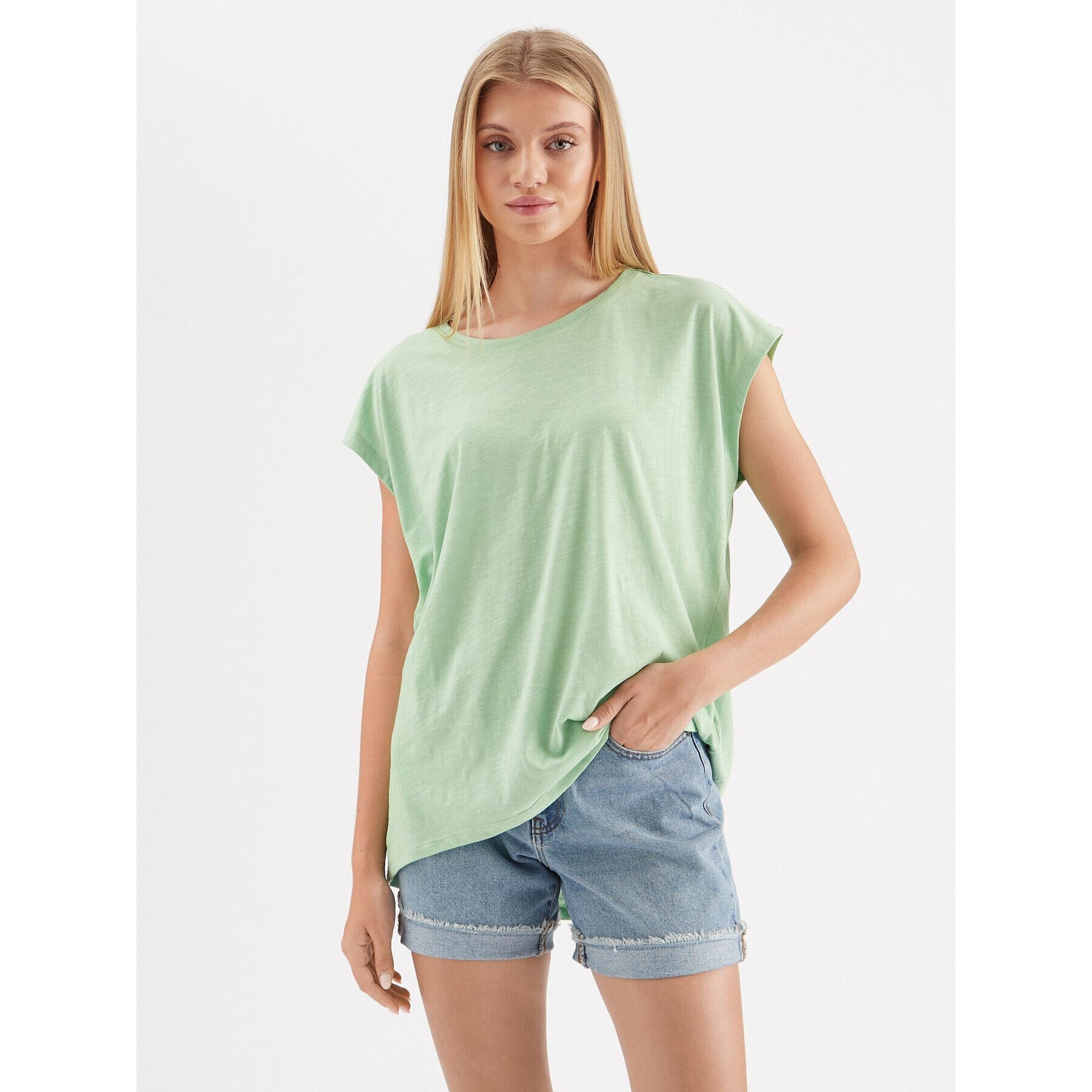 Noisy May Тишърт Mathilde 27002573 Зелен Oversize - Pepit.bg